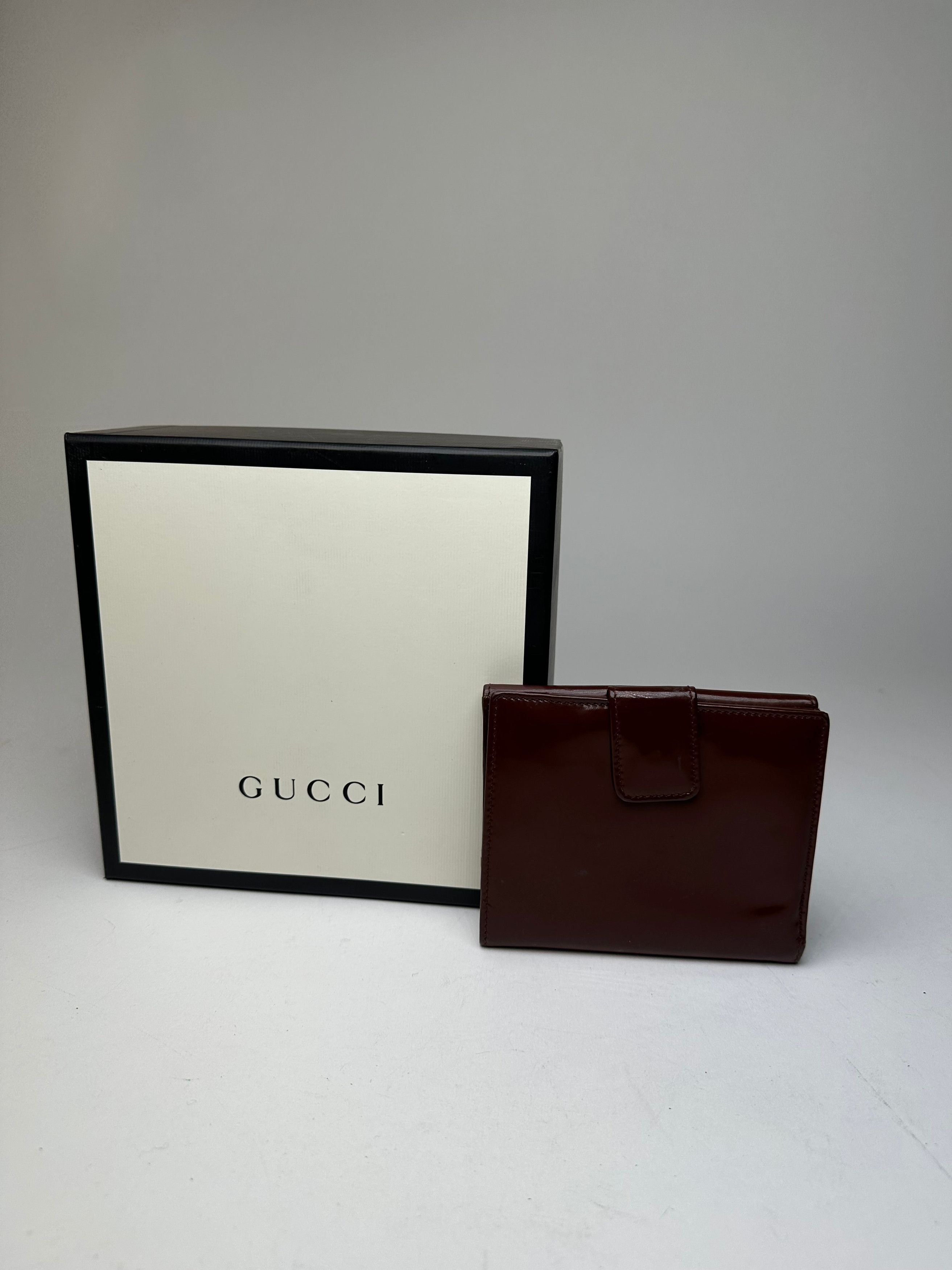 Gucci Vintage Horsebit Compact Wallet Burgundy Patent Leather Size ONE SIZE - 2 Thumbnail
