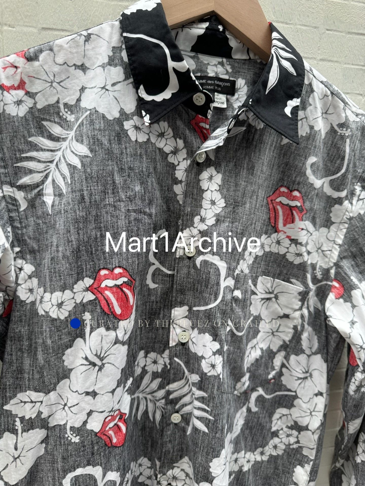 Comme des Garcons Floral & Tongue Print Long Sleeve Button-Up Shirt Size US XS / EU 42 / 0 - 4 Thumbnail