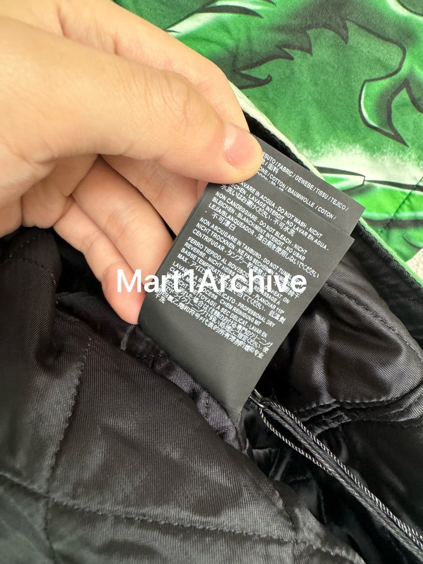 Balenciaga Green Dragon Print Short Sleeve Button-Up Shirt Size US S / EU 44-46 / 1 - 8 Thumbnail