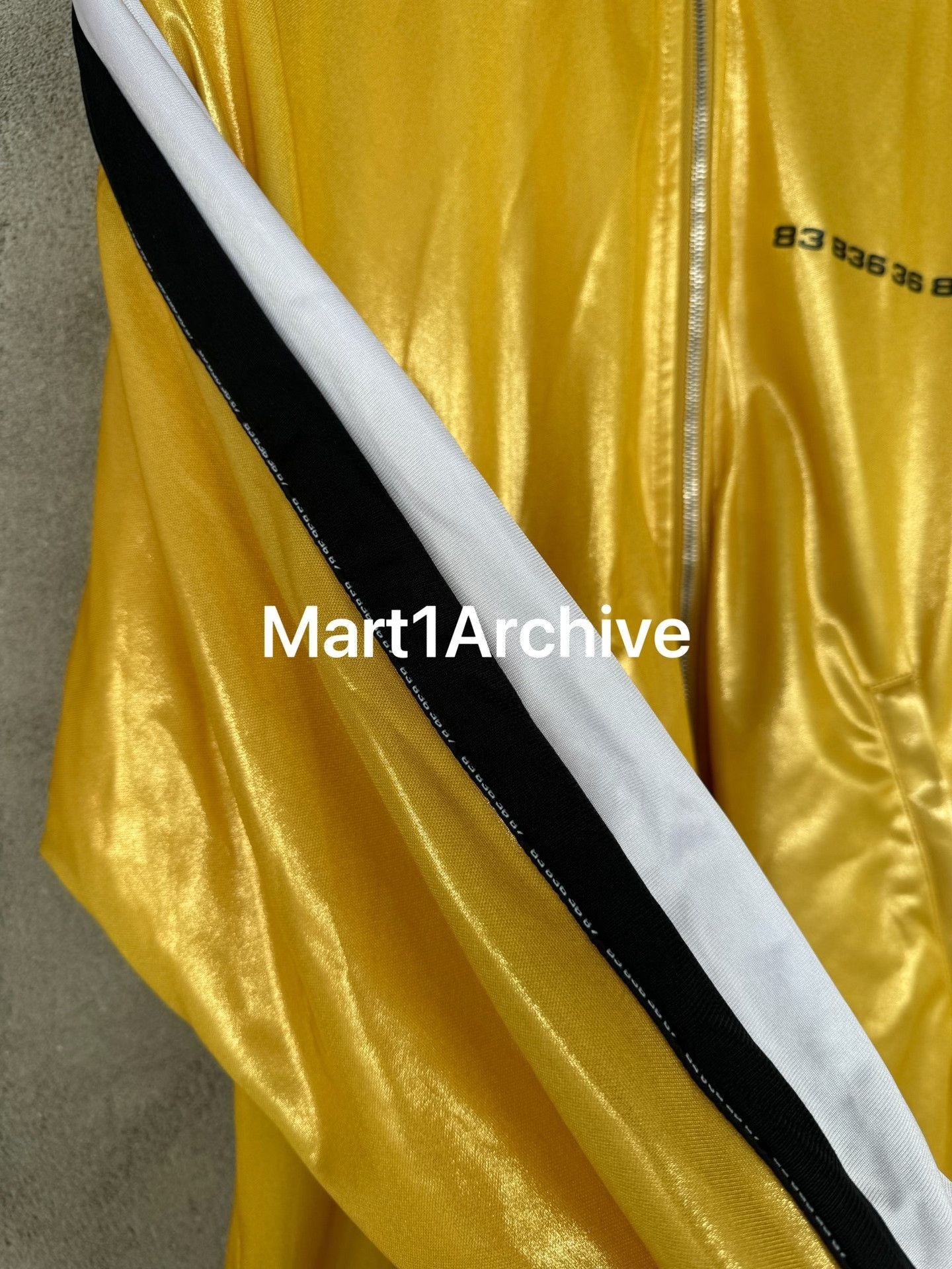 Vetements Gold Shiny Zip-Up Jacket with Black & White Stripes Size US S / EU 44-46 / 1 - 5 Thumbnail