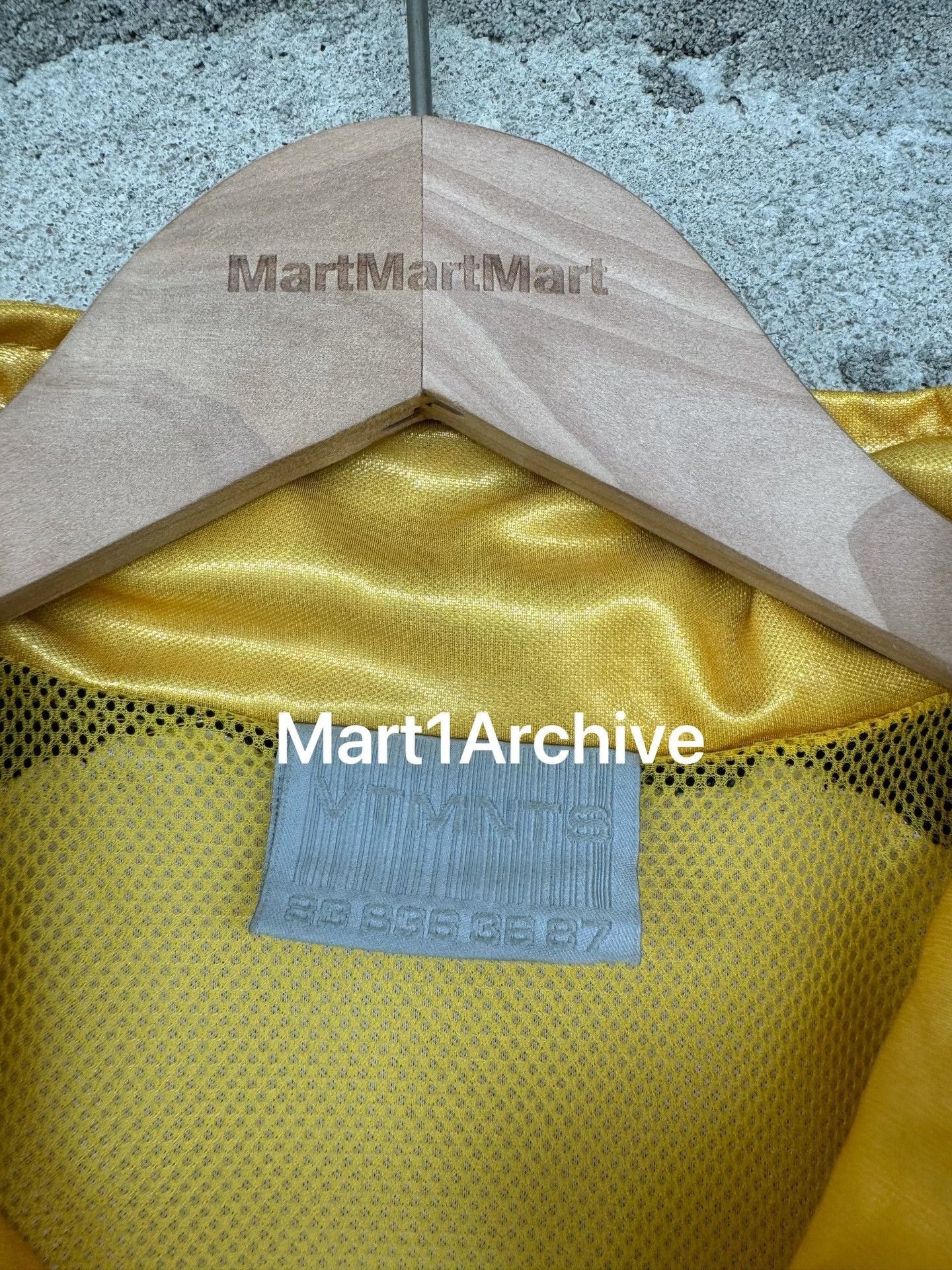 Vetements Gold Shiny Zip-Up Jacket with Black & White Stripes Size US S / EU 44-46 / 1 - 6 Thumbnail