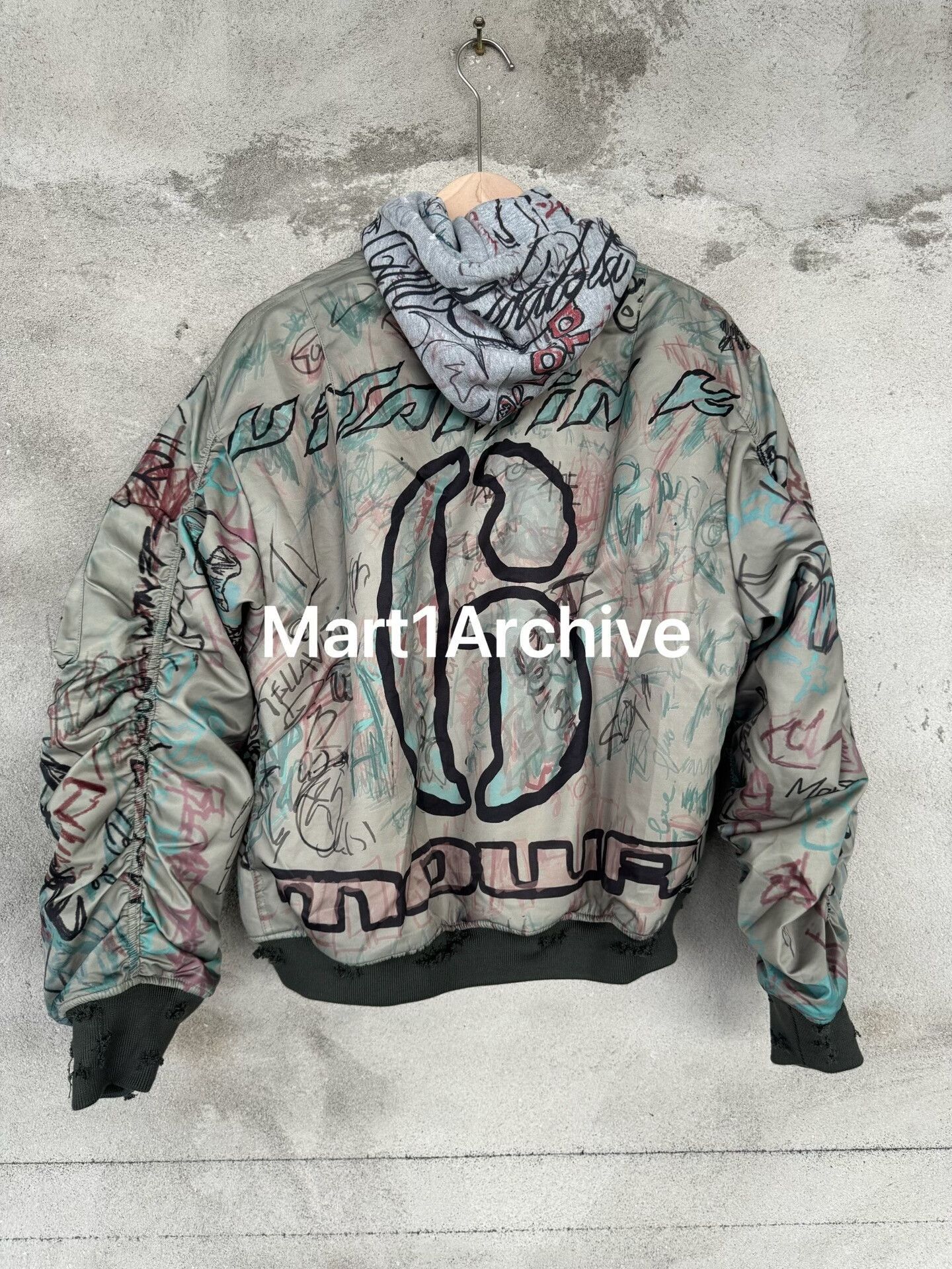 Mowalola Multi Graffiti Print Hooded Bomber Jacket S Size US S / EU 44-46 / 1 - 3 Thumbnail