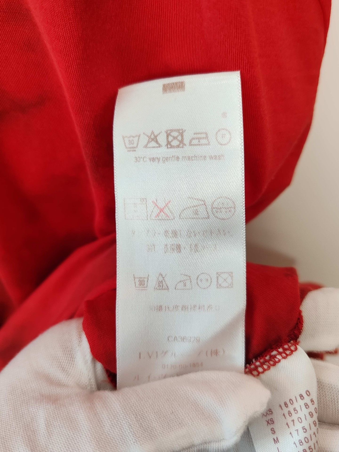 Louis Vuitton Red Tie-Dye Short Sleeve T-Shirt Size US M / EU 48-50 / 2 - 7 Thumbnail