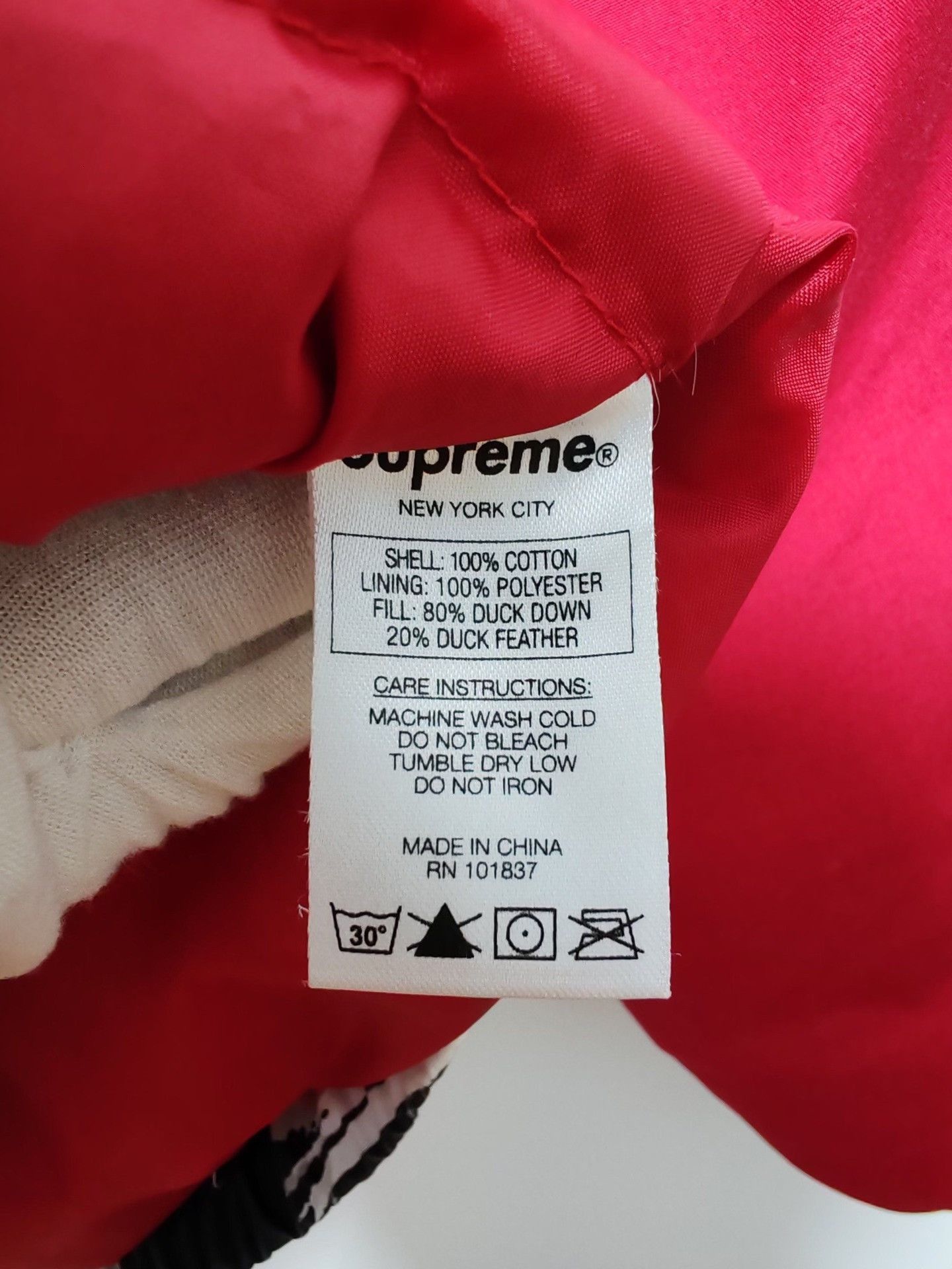 Supreme Red Astronaut Print Light Jacket Size M Size US M / EU 48-50 / 2 - 5 Thumbnail