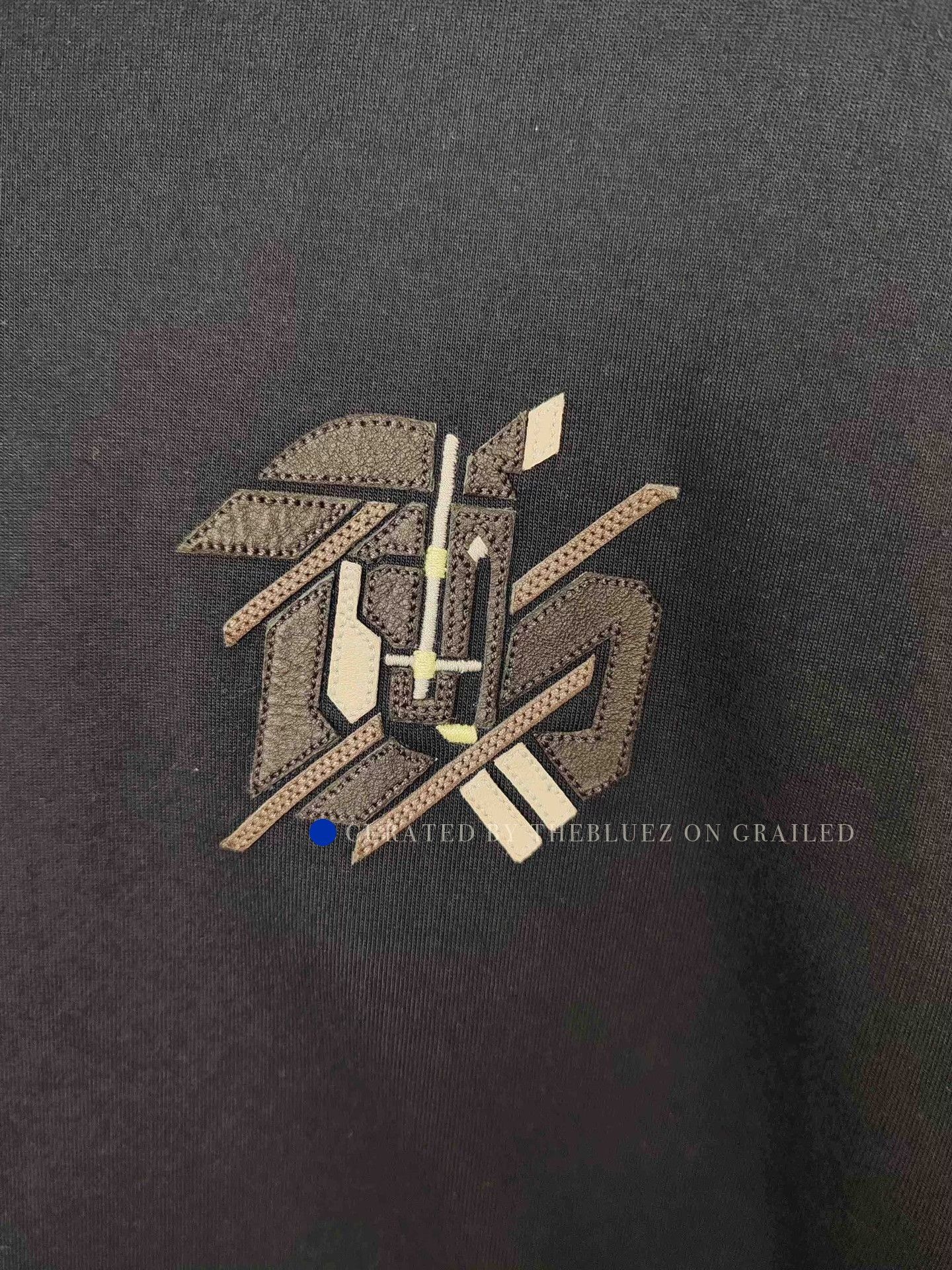 Hermes Black Short-Sleeve Shirt with Embroidered Design Size US L / EU 52-54 / 3 - 5 Thumbnail