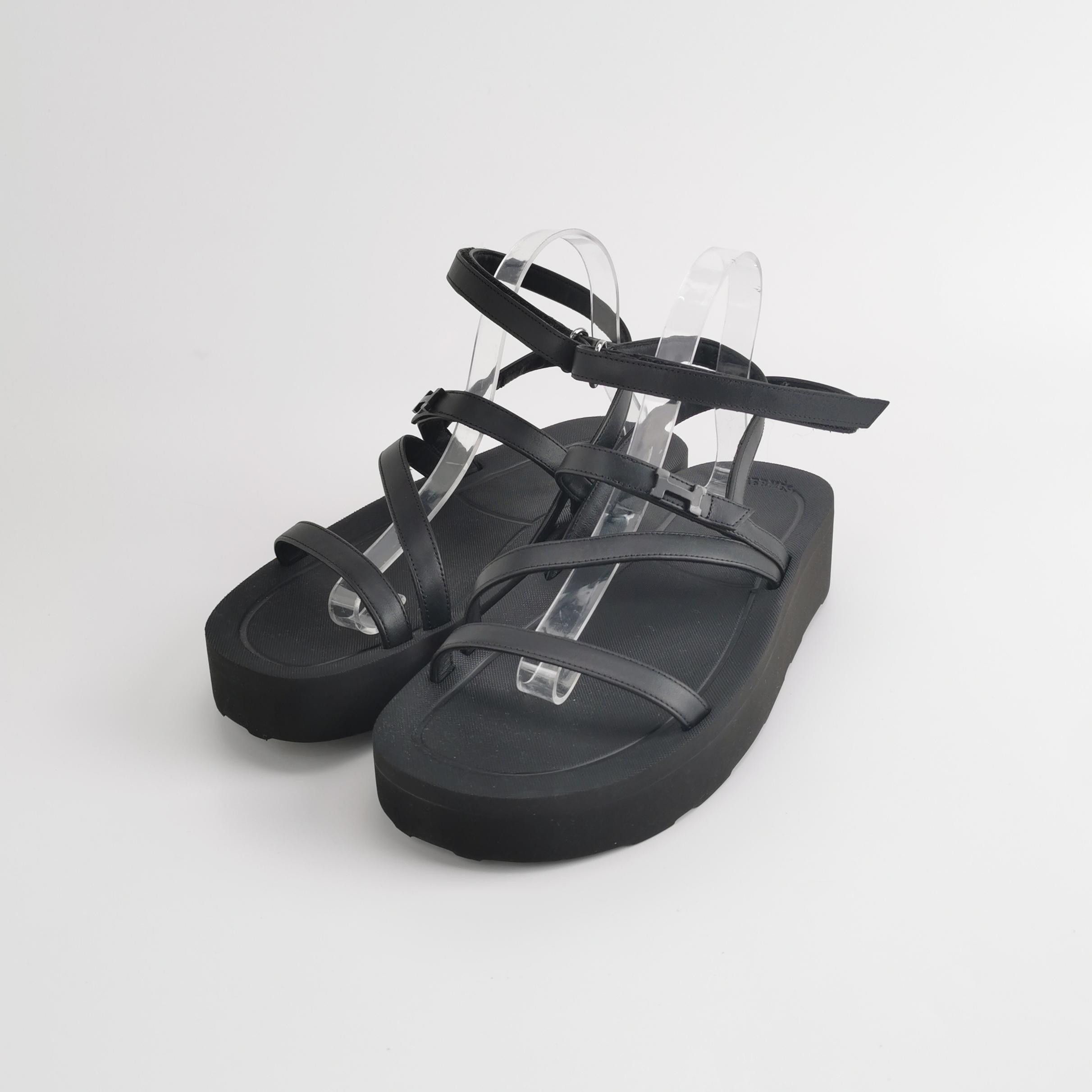 Hermes Hermes Women 10 Sandals Size US 10 / IT 40 - 2 Thumbnail