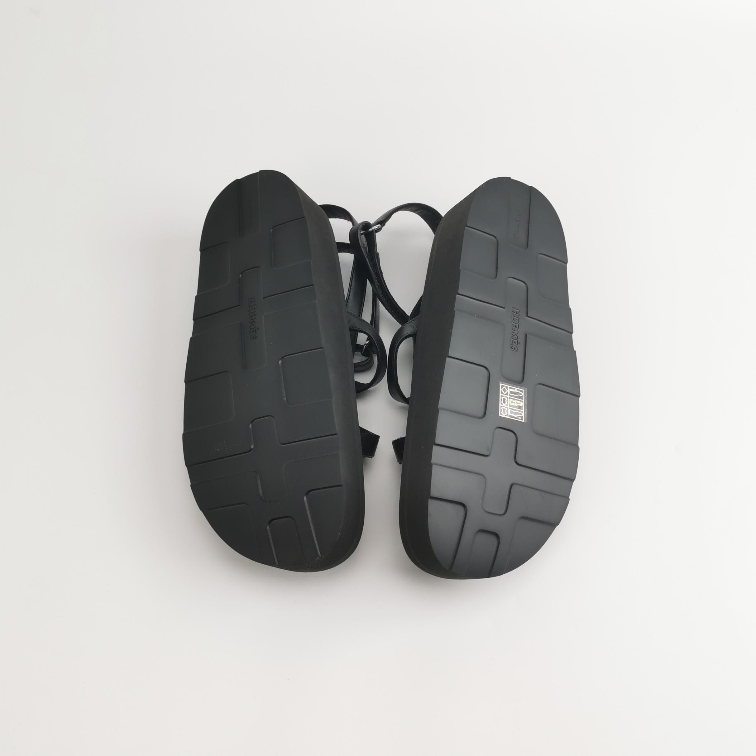 Hermes Hermes Women 7-5 Sandals Size US 7.5 / IT 37.5 - 5 Thumbnail