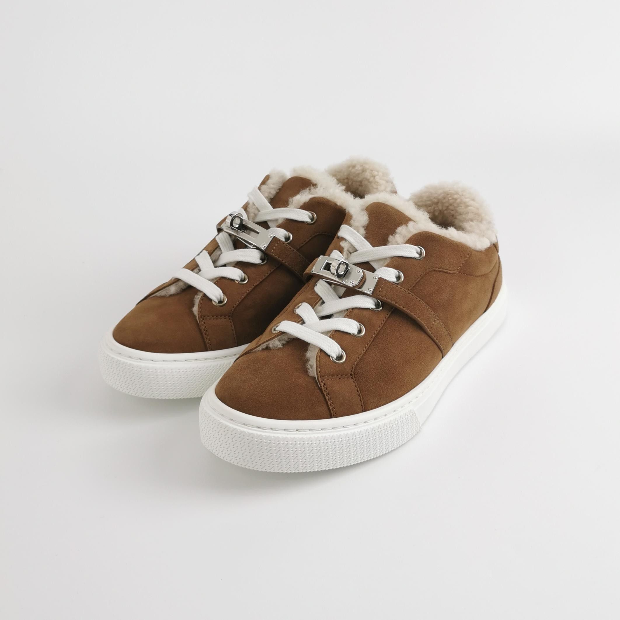 Hermes Hermes Women 6 Lowtop Sneakers Size US 6 / IT 36 - 2 Thumbnail