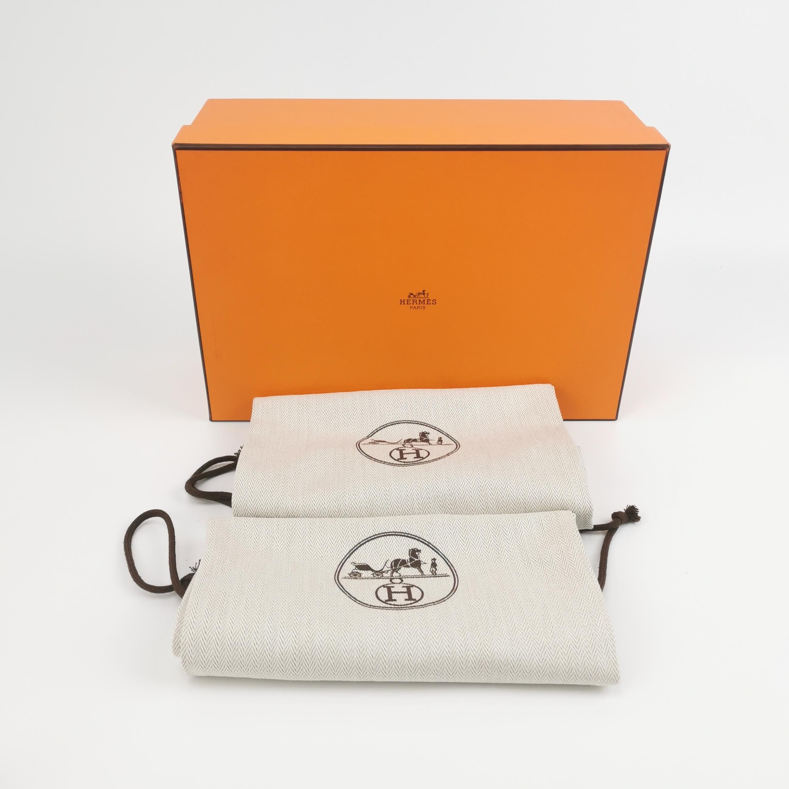 Hermes Hermes Women 10 Sandals Size US 10 / IT 40 - 6 Thumbnail