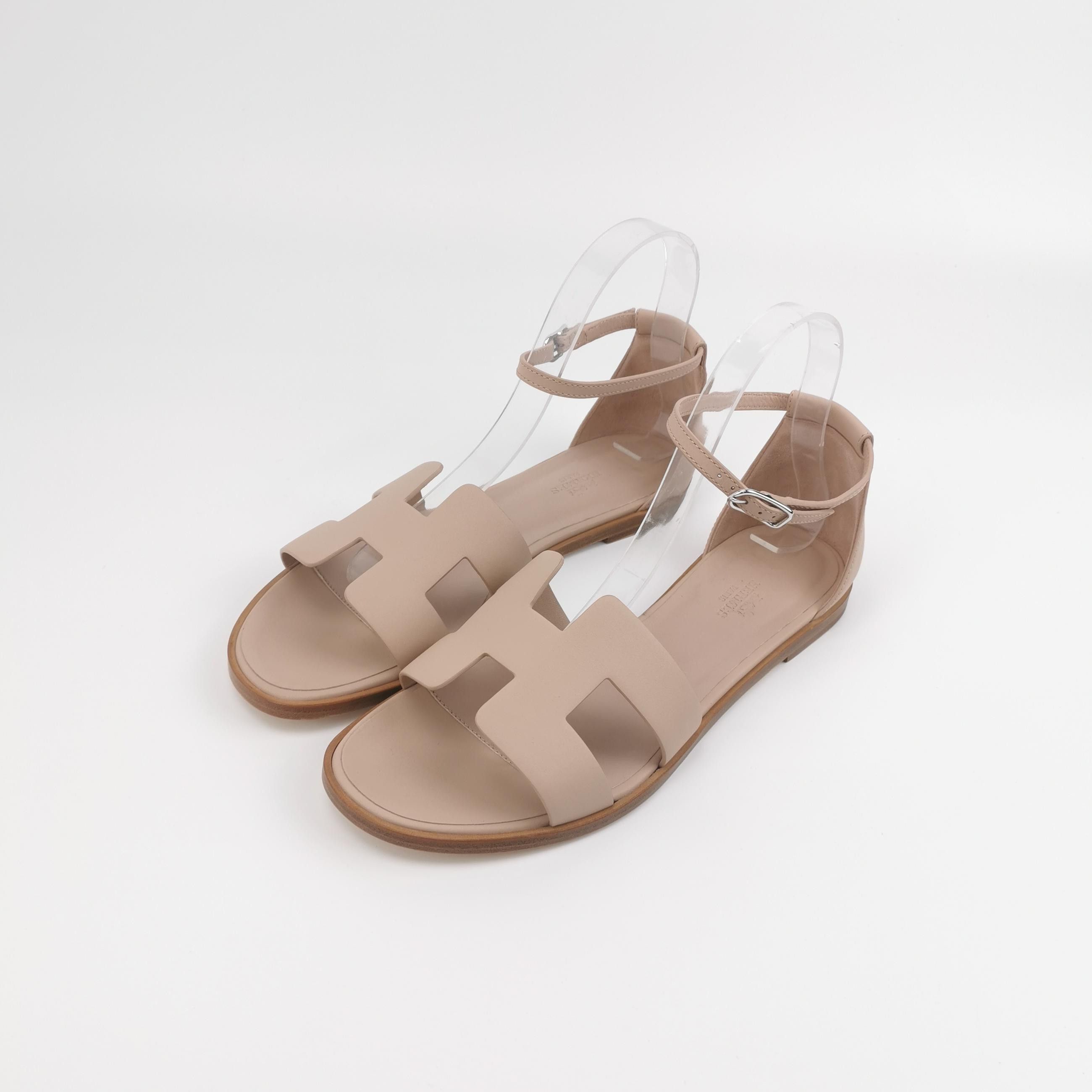 Hermes Hermes Women 10 Sandals Size US 10 / IT 40 - 2 Thumbnail