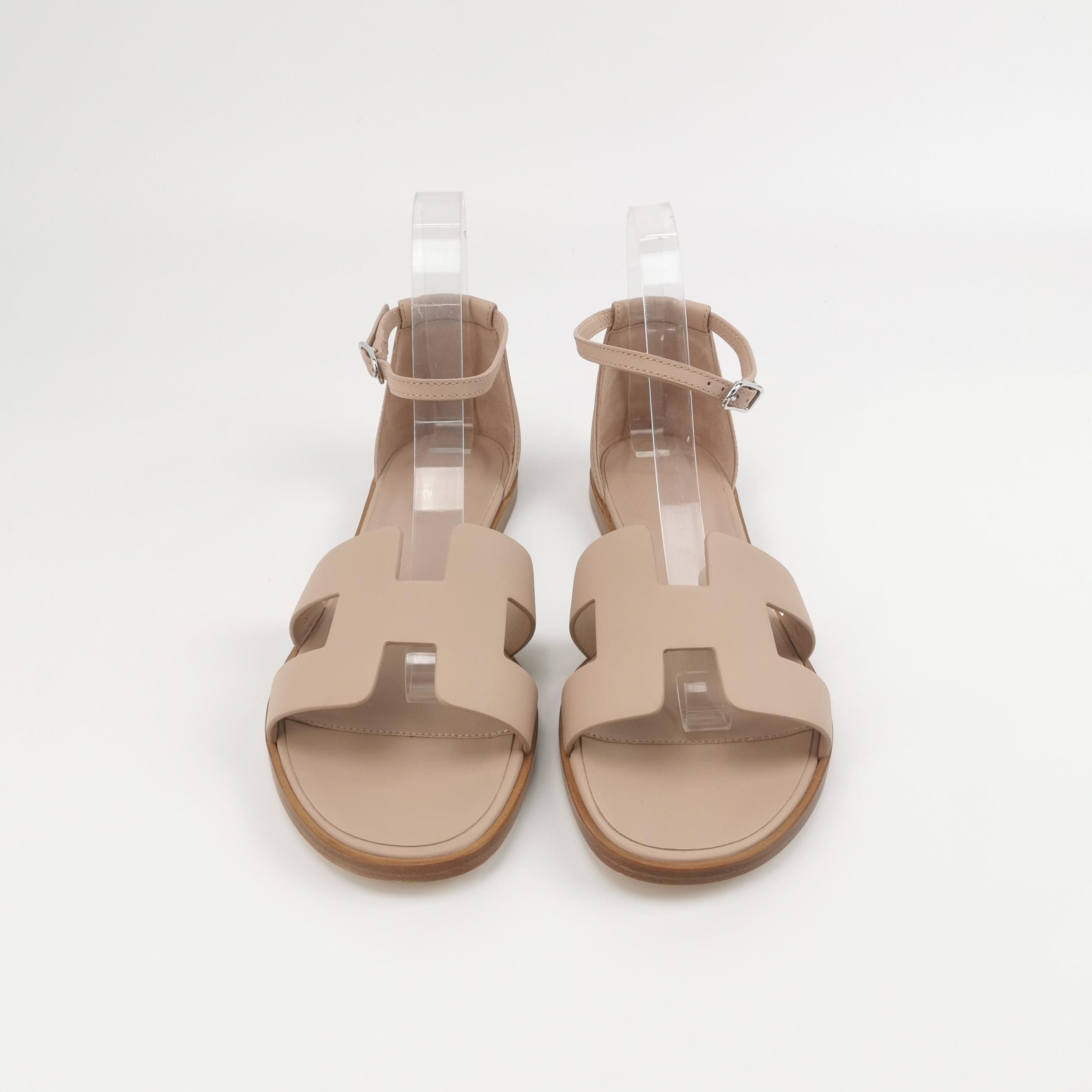 Hermes Hermes Women 10 Sandals Size US 10 / IT 40 - 3 Thumbnail
