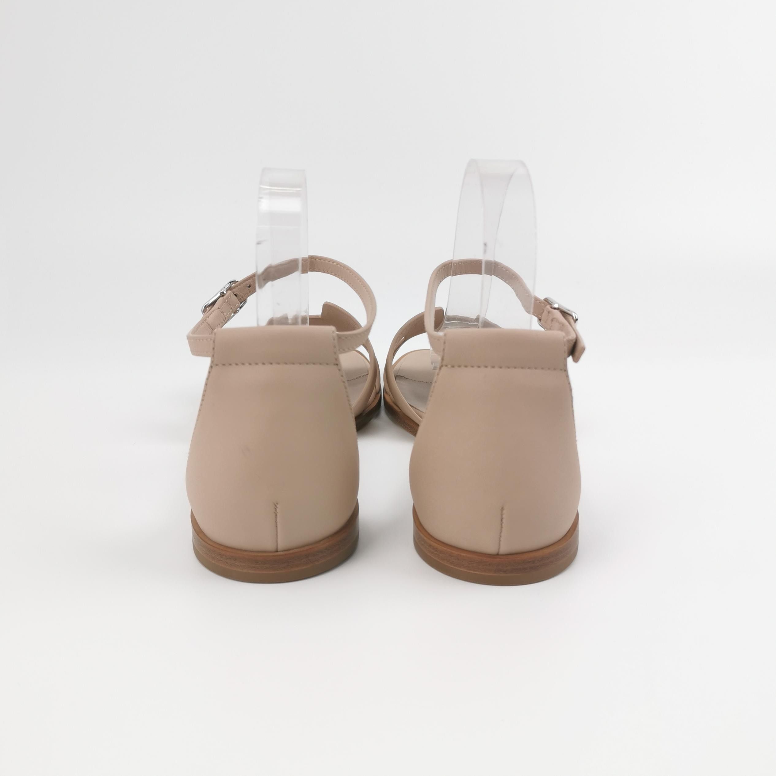 Hermes Hermes Women 10 Sandals Size US 10 / IT 40 - 4 Thumbnail
