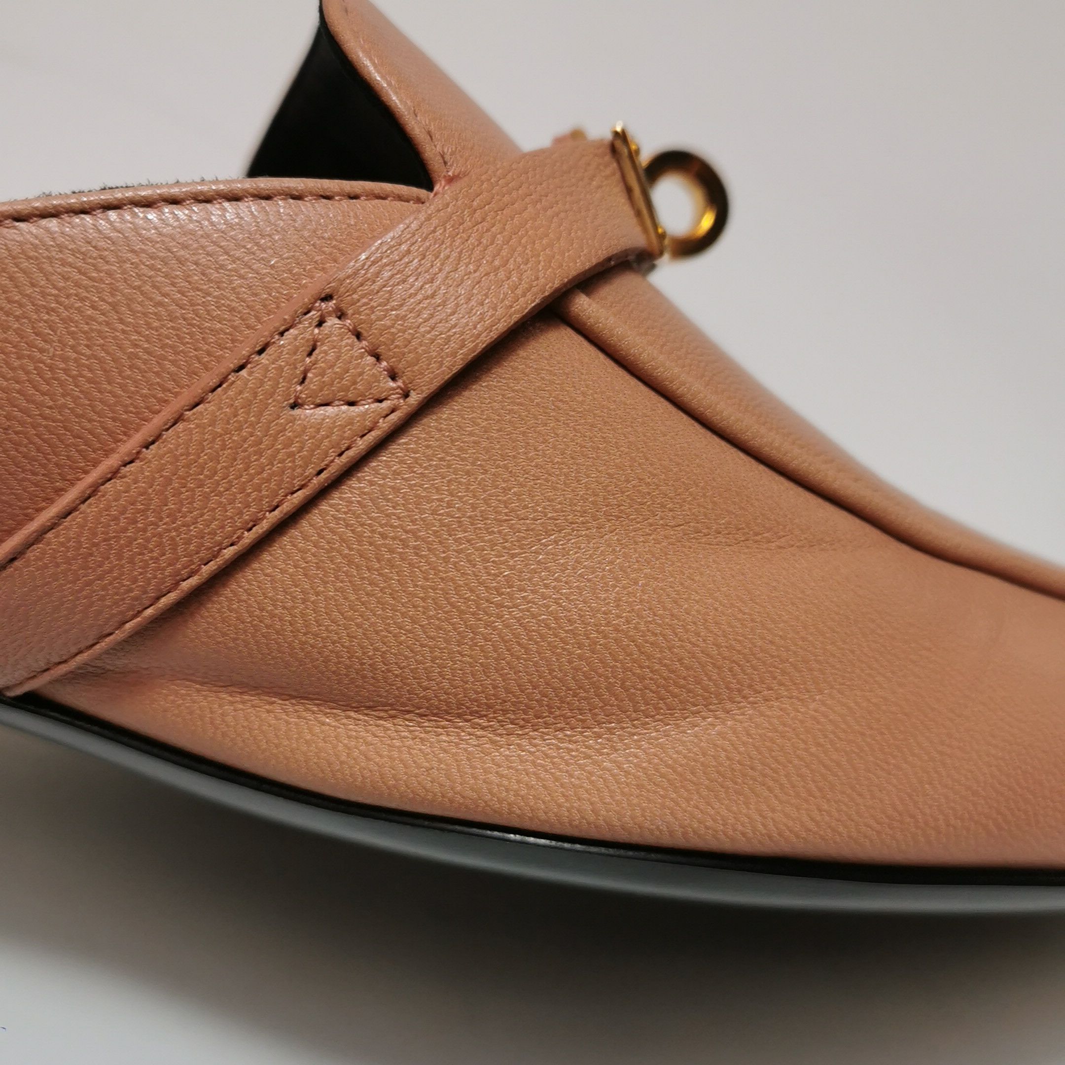Hermes Hermes Women 8 Sandals Size US 8 / IT 38 - 8 Thumbnail