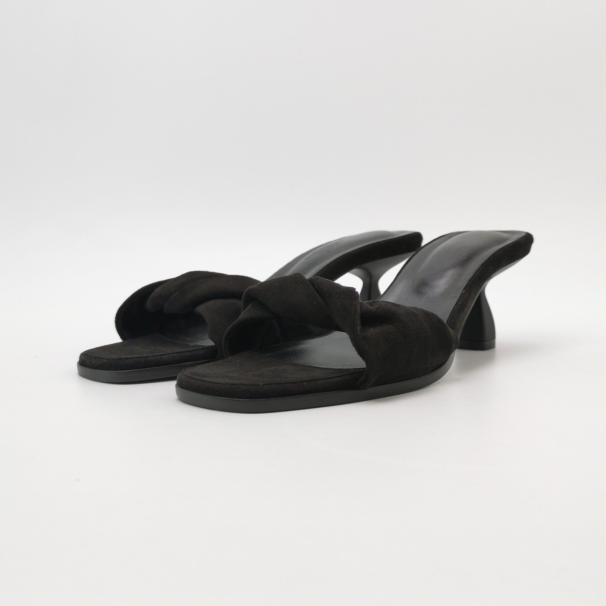 Hermes Hermes Women 7 Sandals Size US 7 / IT 37 - 2 Thumbnail