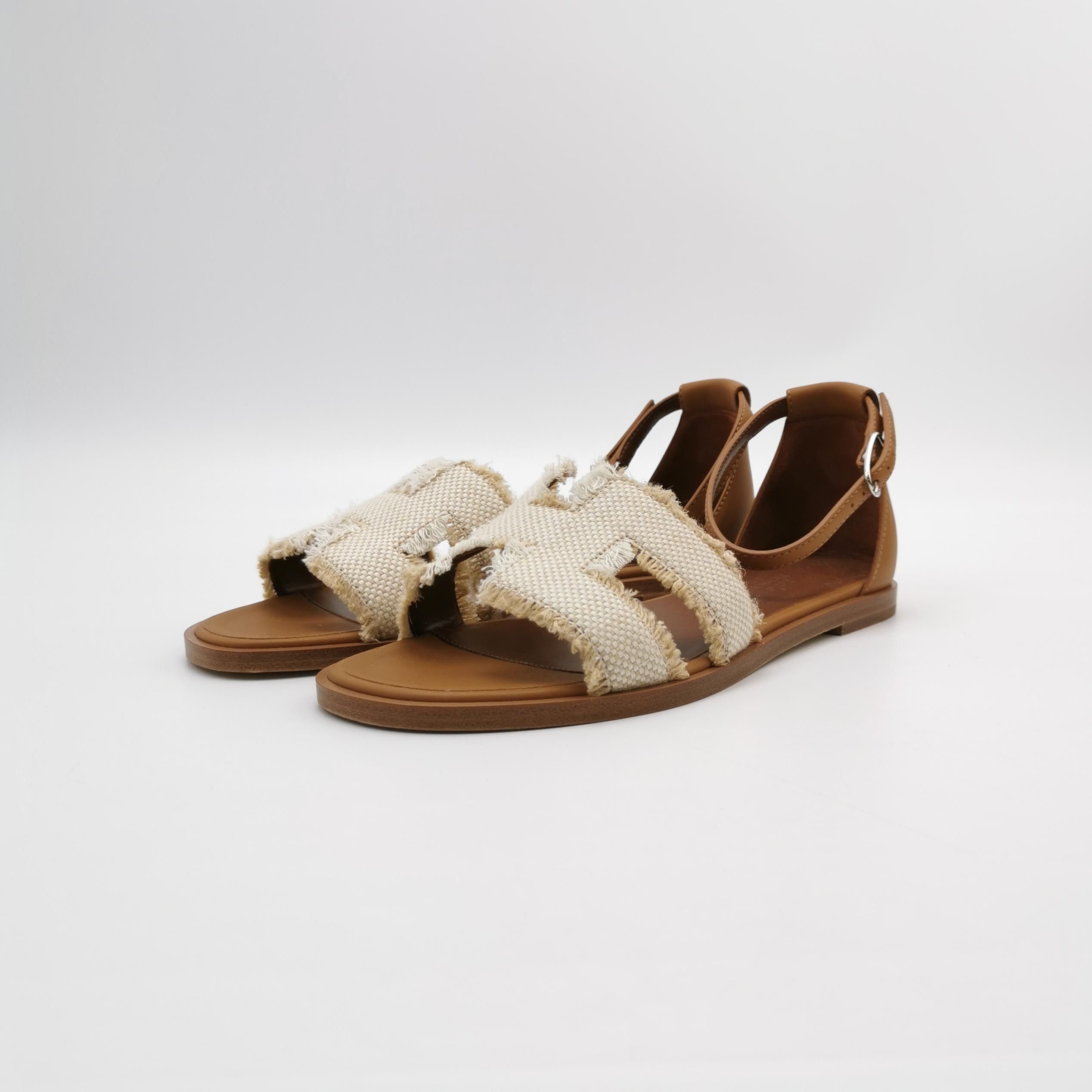 Hermes Hermes Women 6-5 Sandals Size US 6.5 / IT 36.5 - 2 Thumbnail