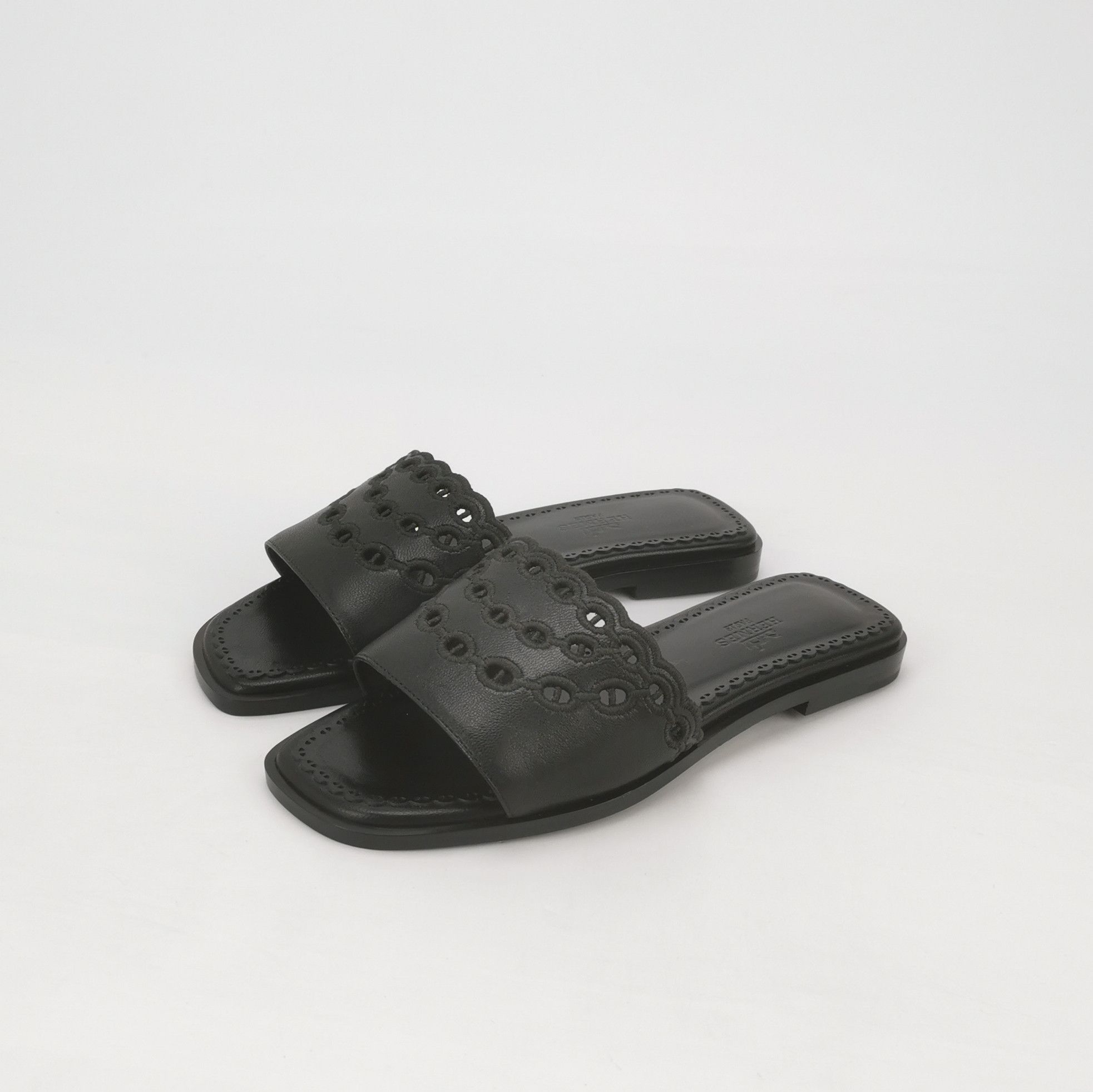 Hermes Hermes Women 5 Sandals Size US 5 / IT 35 - 2 Thumbnail