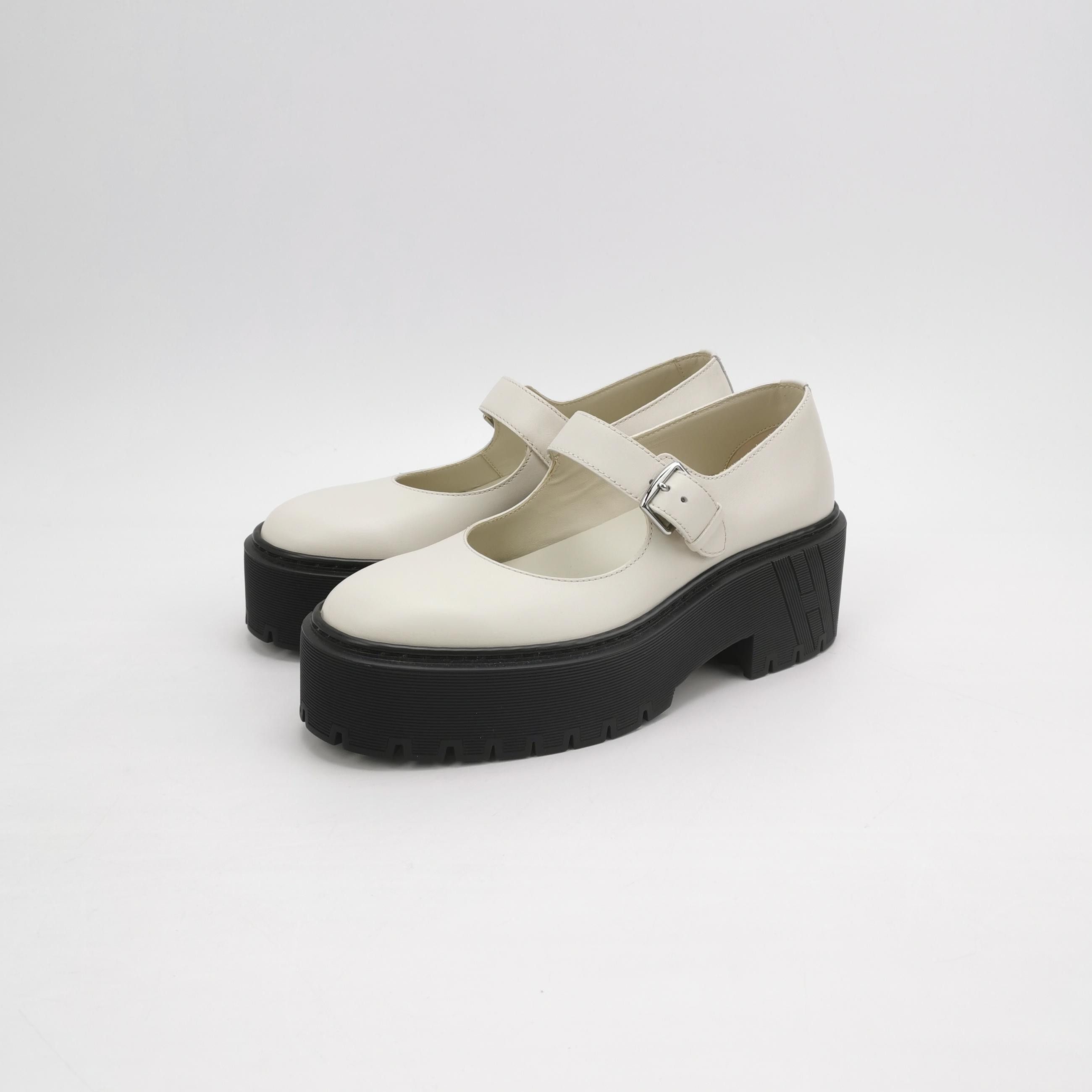 Hermes Hermes Women 6 Flats Size US 6 / IT 36 - 2 Thumbnail