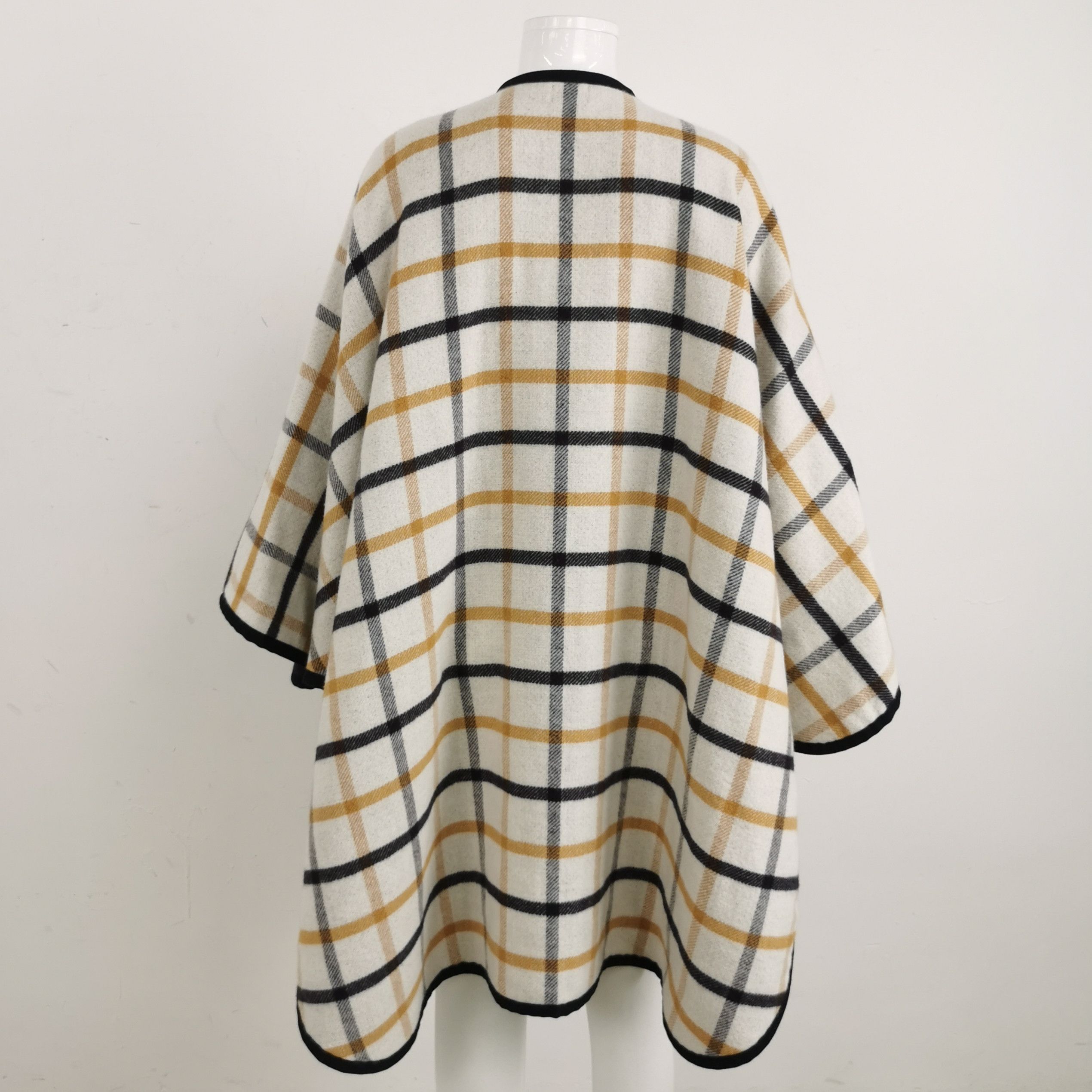 Hermes Hermes Women s Coats Size S / US 4 / IT 40 - 2 Thumbnail