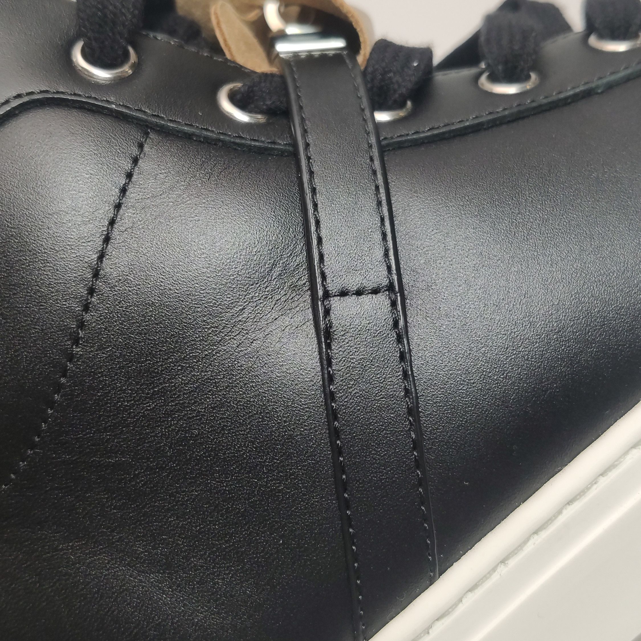 Hermes Hermes Women 7 Lowtop Sneakers Size US 7 / IT 37 - 9 Thumbnail