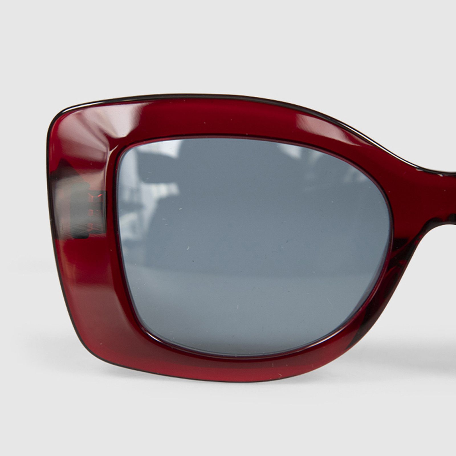 Celine Red Butterfly Sunglasses Size ONE SIZE - 7 Thumbnail