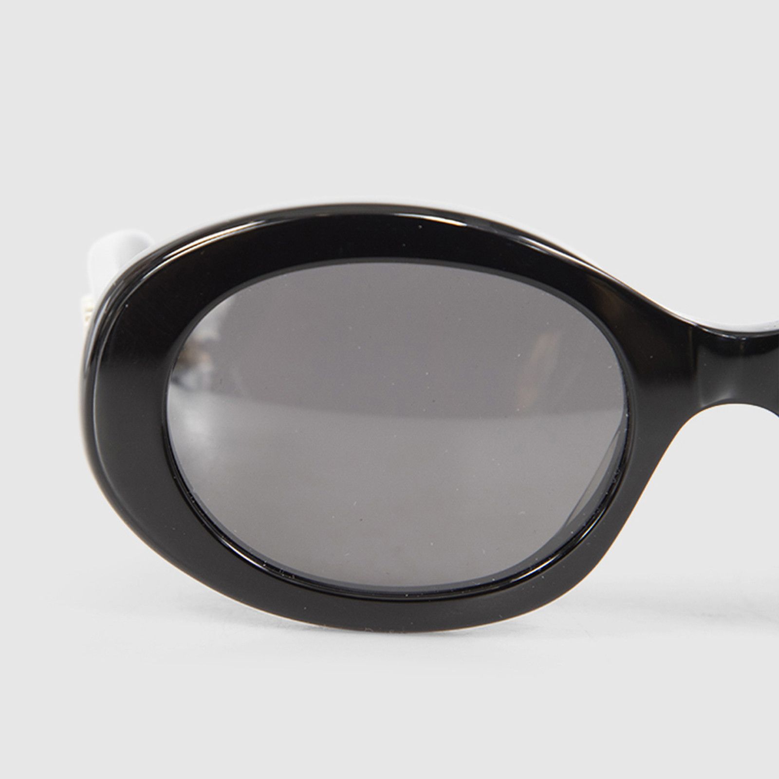 Celine Black Shiny Oval Sunglasses Size ONE SIZE - 7 Thumbnail