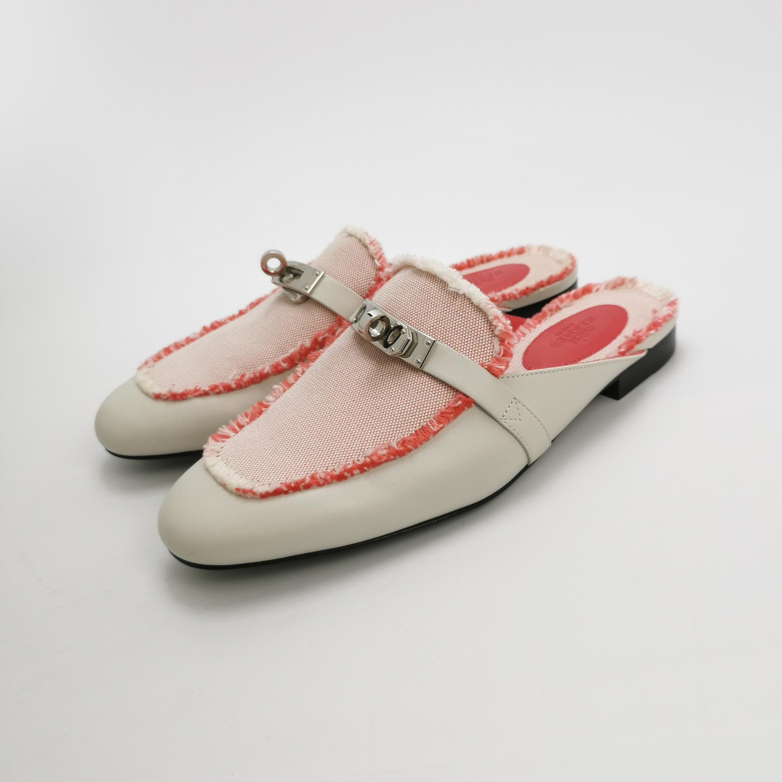 Hermes Hermes Women 7-5 Sandals Size US 7.5 / IT 37.5 - 2 Thumbnail