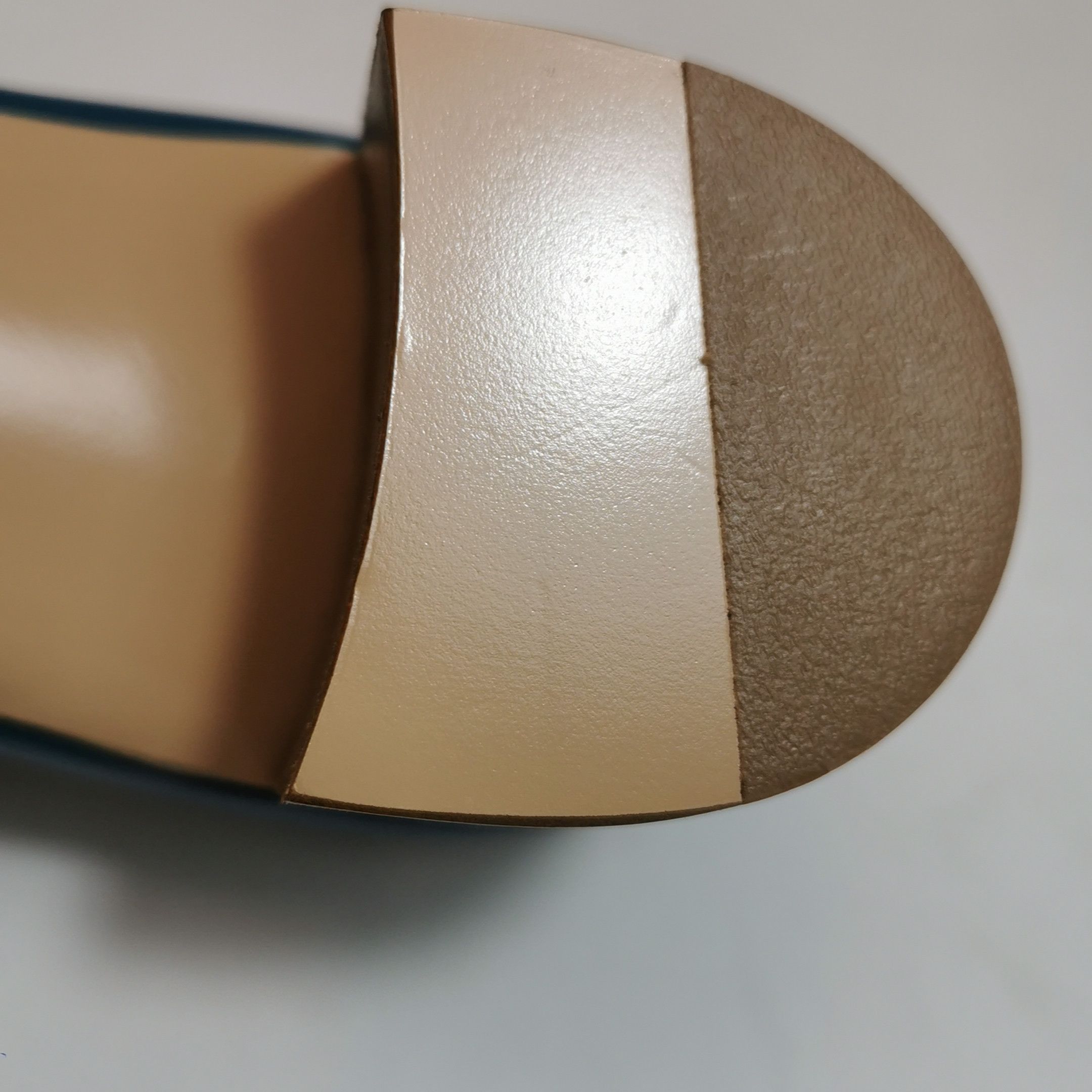 Hermes Hermes Women 5 Sandals Size US 5 / IT 35 - 8 Thumbnail