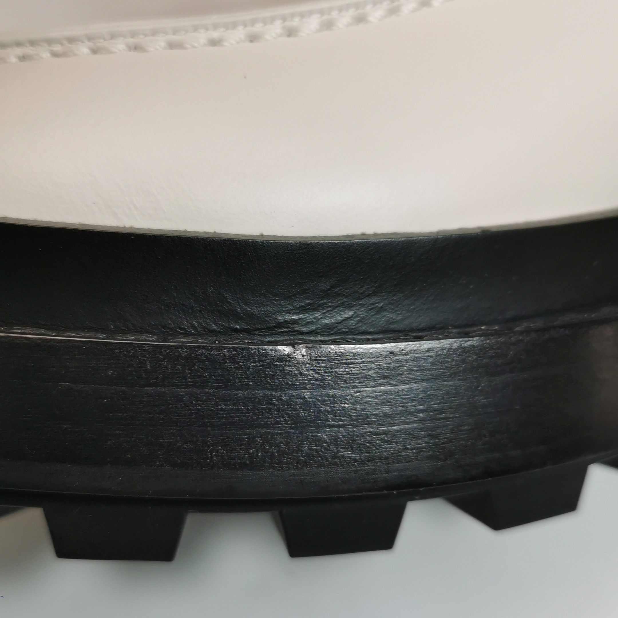 Hermes Hermes Women 5 Lowtop Sneakers Size US 5 / IT 35 - 9 Thumbnail