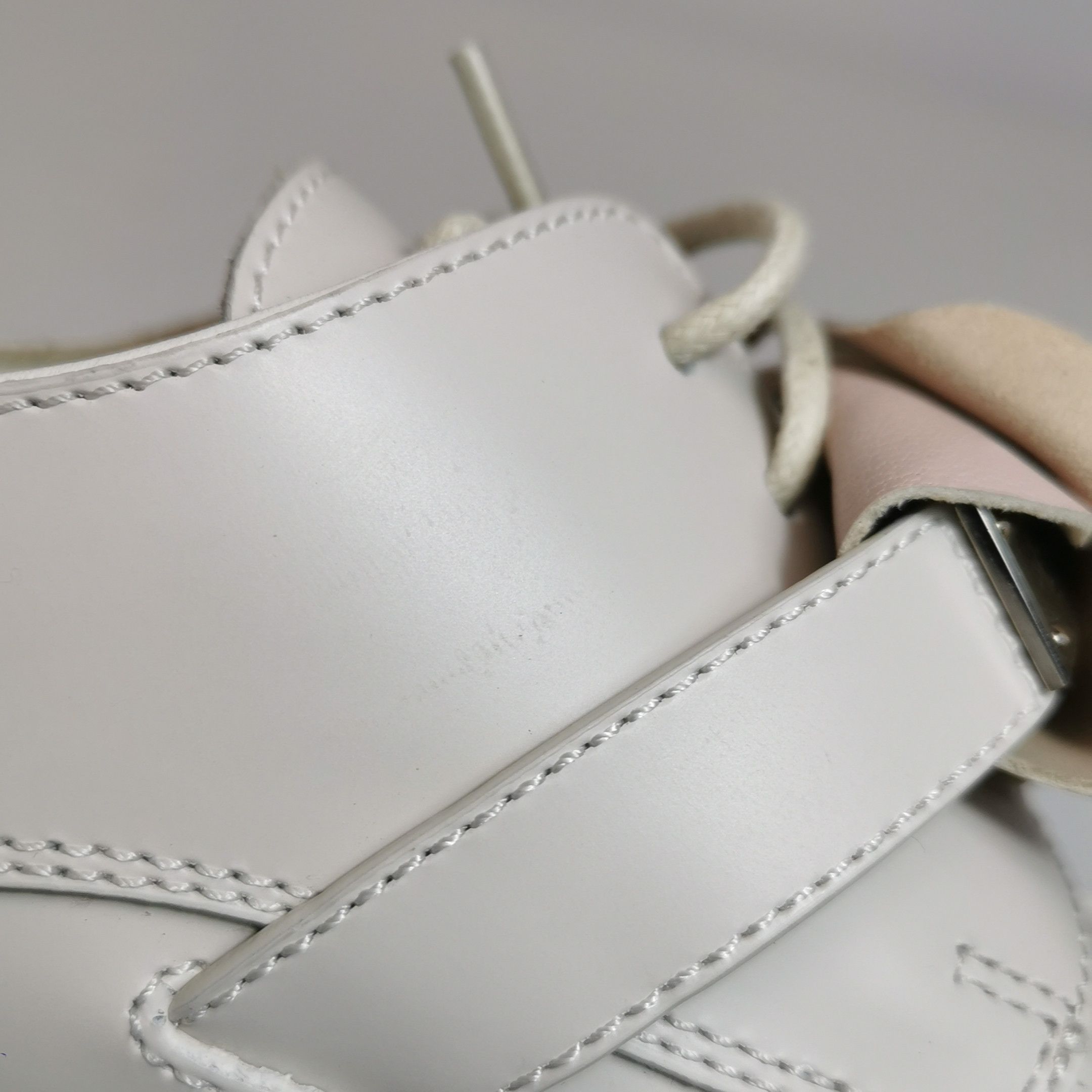 Hermes Hermes Women 5 Lowtop Sneakers Size US 5 / IT 35 - 7 Thumbnail