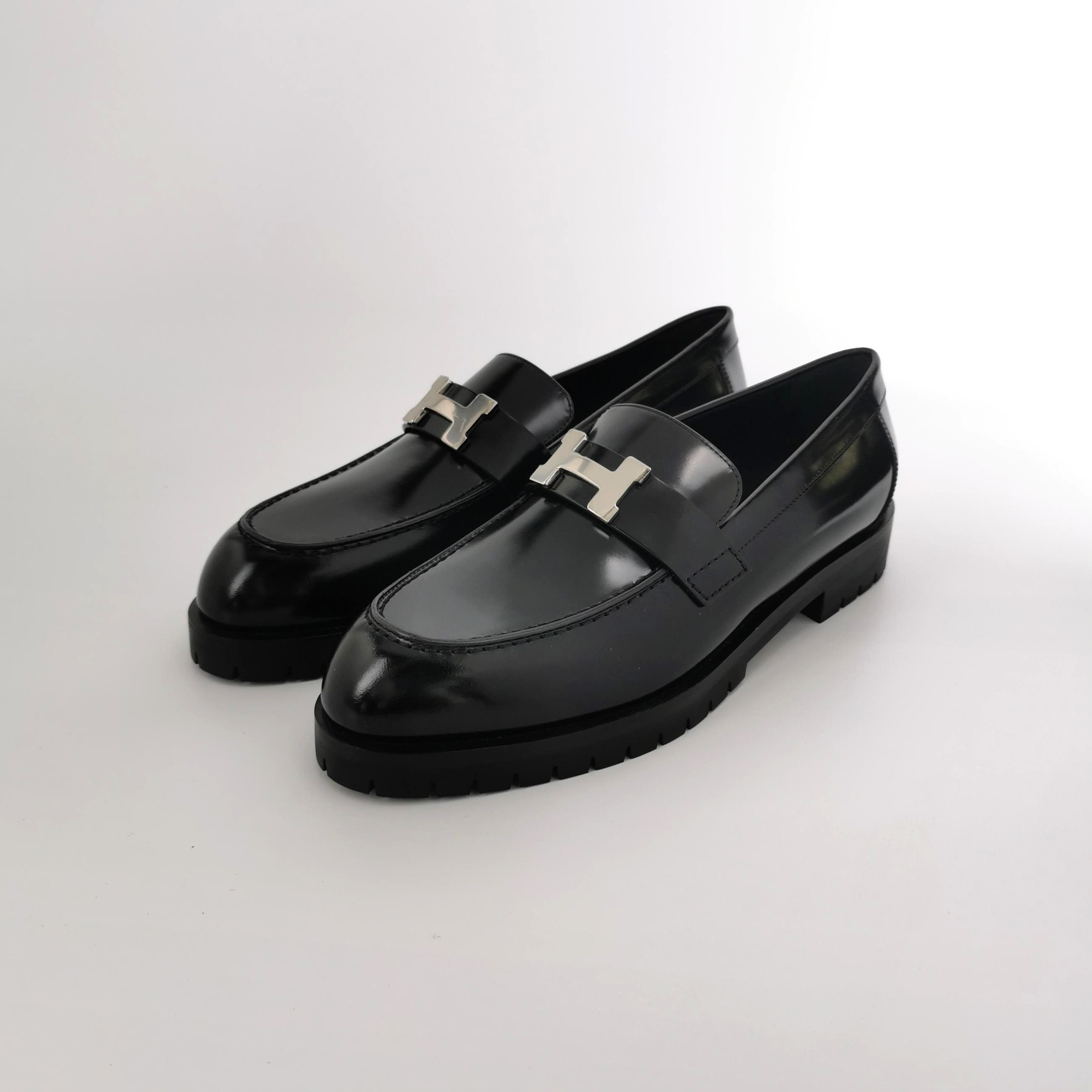 Hermes Hermes Women 8 Flats Size US 8 / IT 38 - 2 Thumbnail