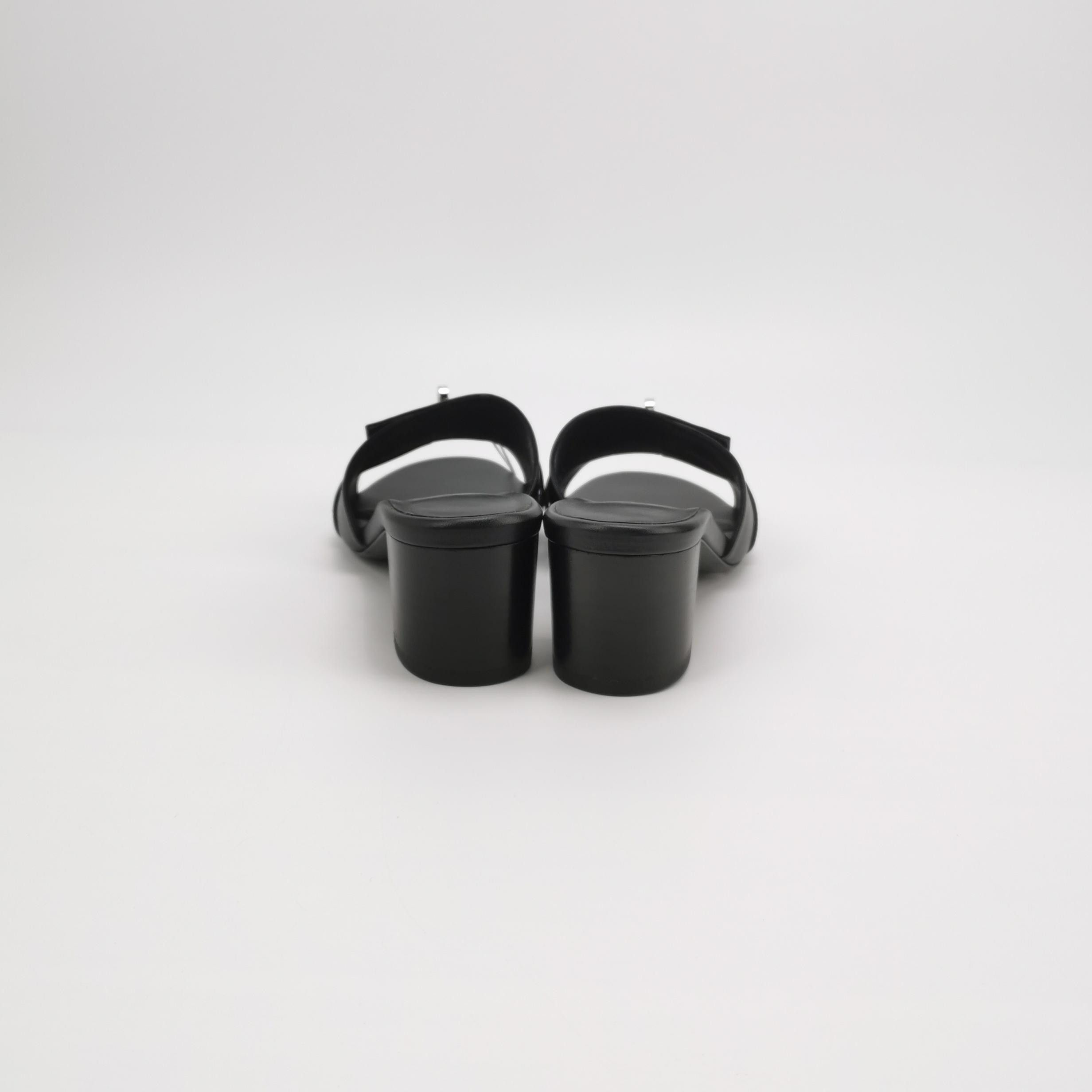 Hermes Hermes Women 6 Sandals Size US 6 / IT 36 - 4 Thumbnail