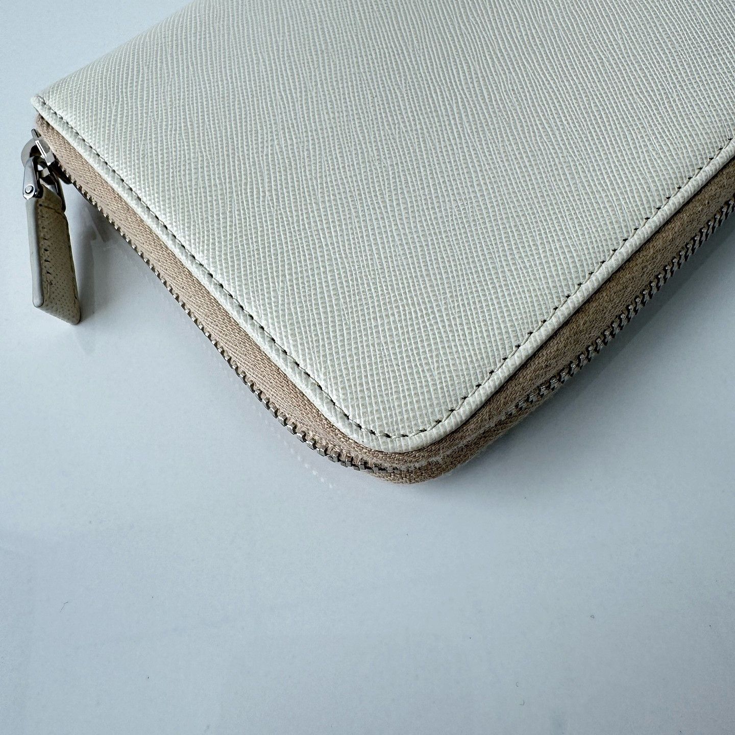 Prada Prada Saffiano Leather Zip Around Wallet ONE SIZE Size ONE SIZE - 17 Thumbnail