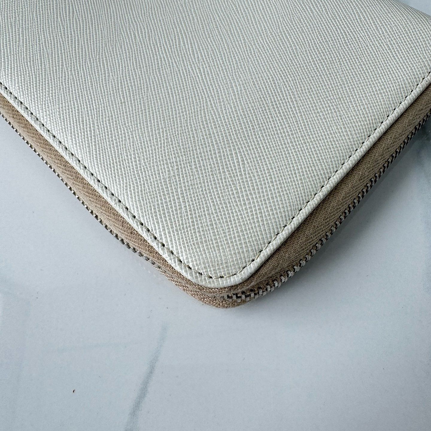 Prada Prada Saffiano Leather Zip Around Wallet ONE SIZE Size ONE SIZE - 13 Thumbnail