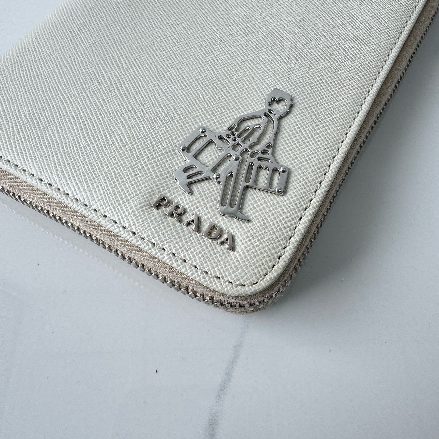 Prada Prada Saffiano Leather Zip Around Wallet ONE SIZE Size ONE SIZE - 11 Thumbnail