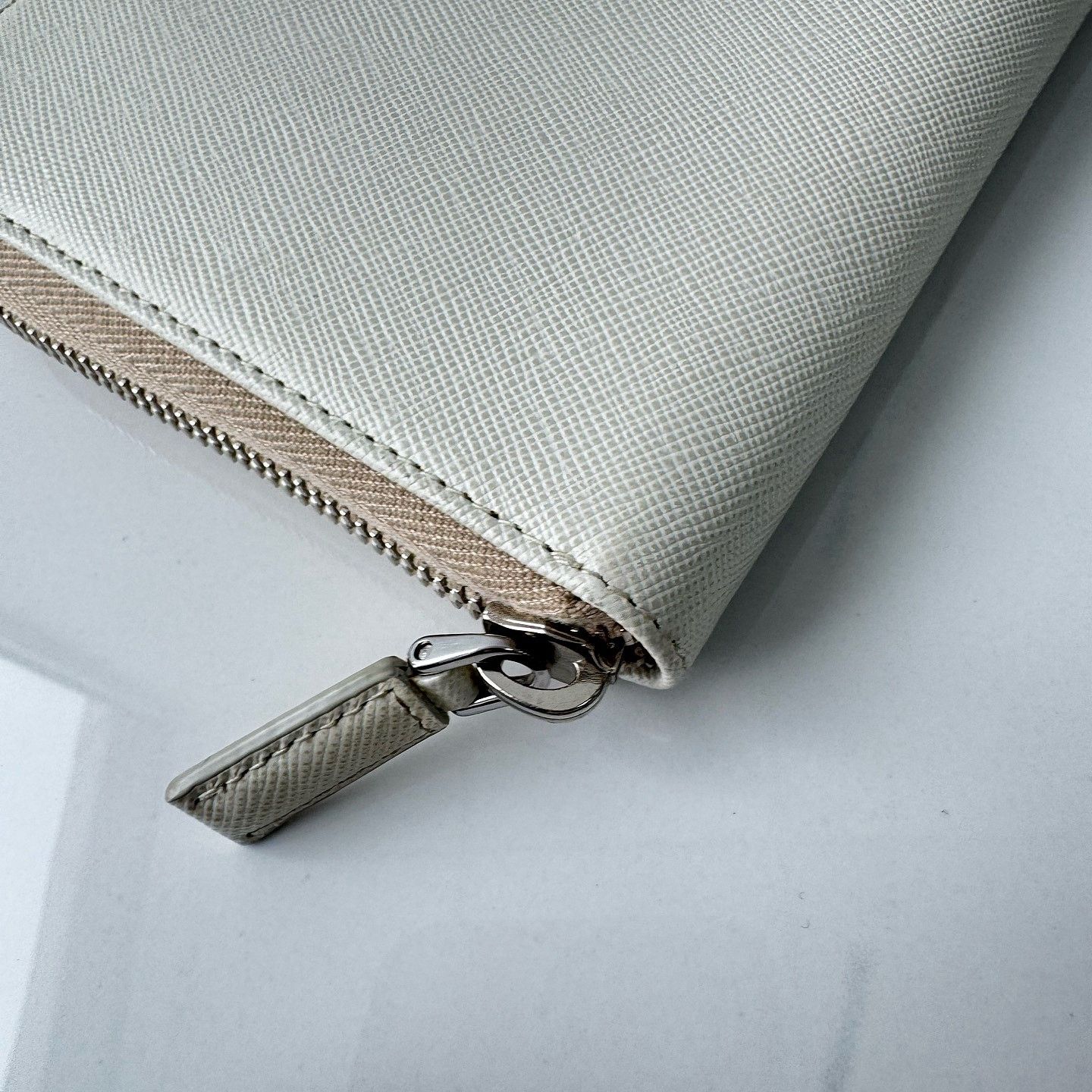 Prada Prada Saffiano Leather Zip Around Wallet ONE SIZE Size ONE SIZE - 15 Thumbnail