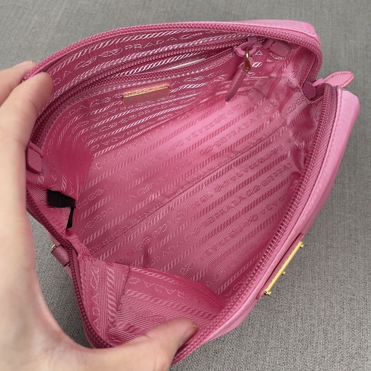 Prada Prada Pink Re-Nylon Pouch One Size Size ONE SIZE - 5 Thumbnail