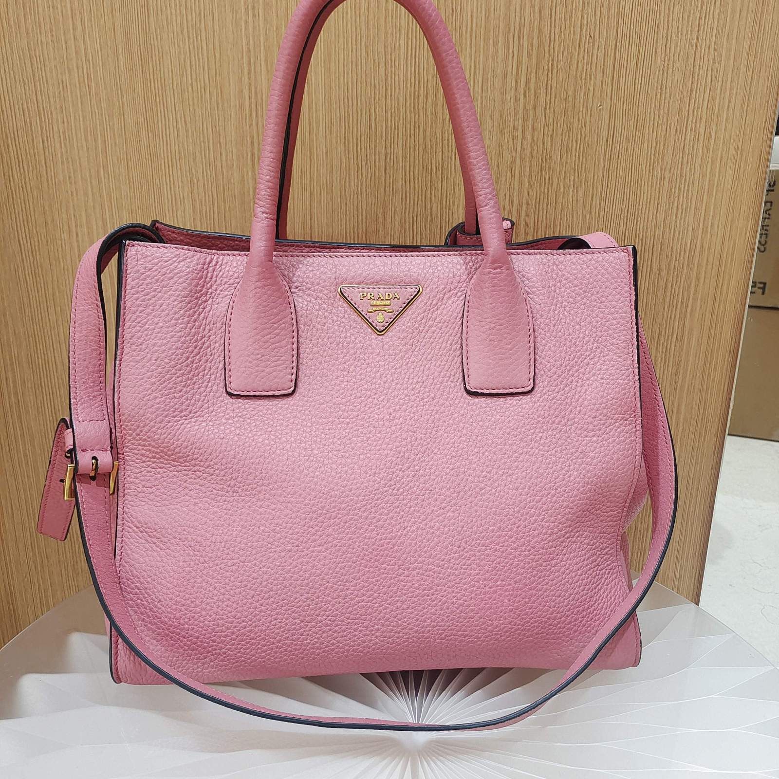 Prada Prada Pink Pebbled Leather Handle Bag Size ONE SIZE - 2 Thumbnail
