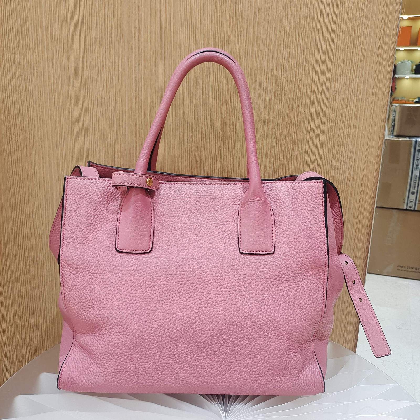 Prada Prada Pink Pebbled Leather Handle Bag Size ONE SIZE - 3 Thumbnail
