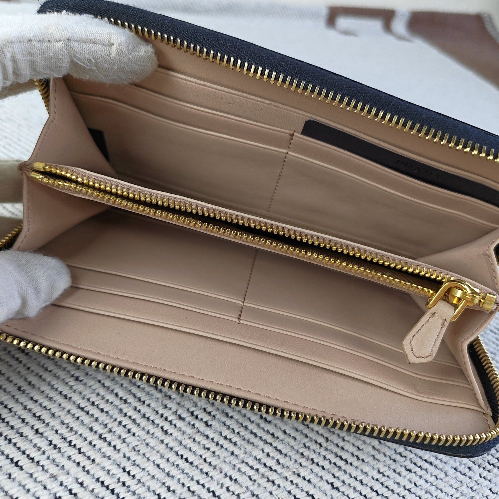 Prada Prada Black Bow Leather Wallet Size ONE SIZE - 6 Thumbnail