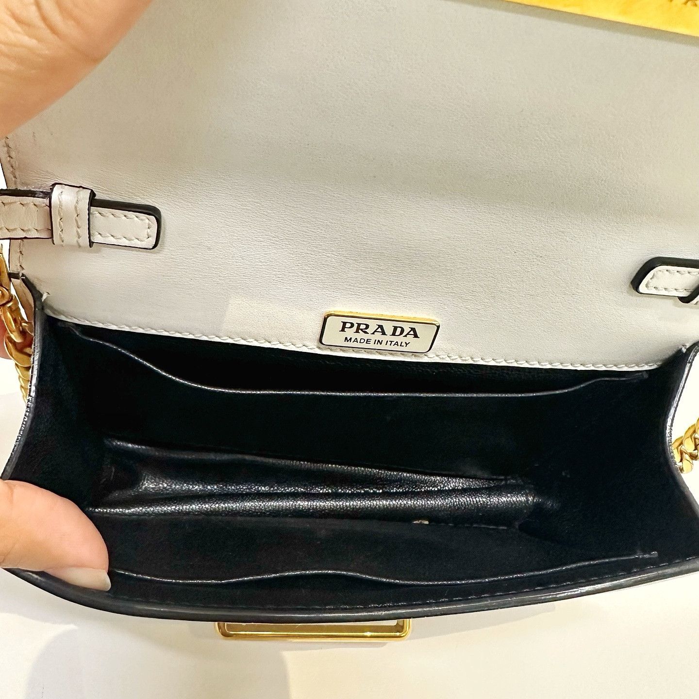 Prada Prada Two-Tone Leather Cahier Shoulder Bag Size ONE SIZE - 5 Thumbnail