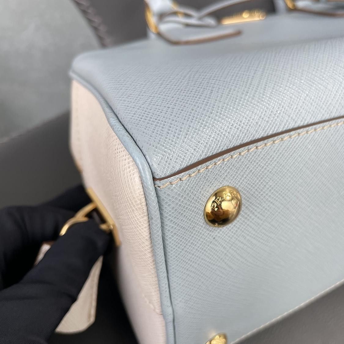 Prada Prada Saffiano Leather Handbag Size ONE SIZE - 12 Thumbnail