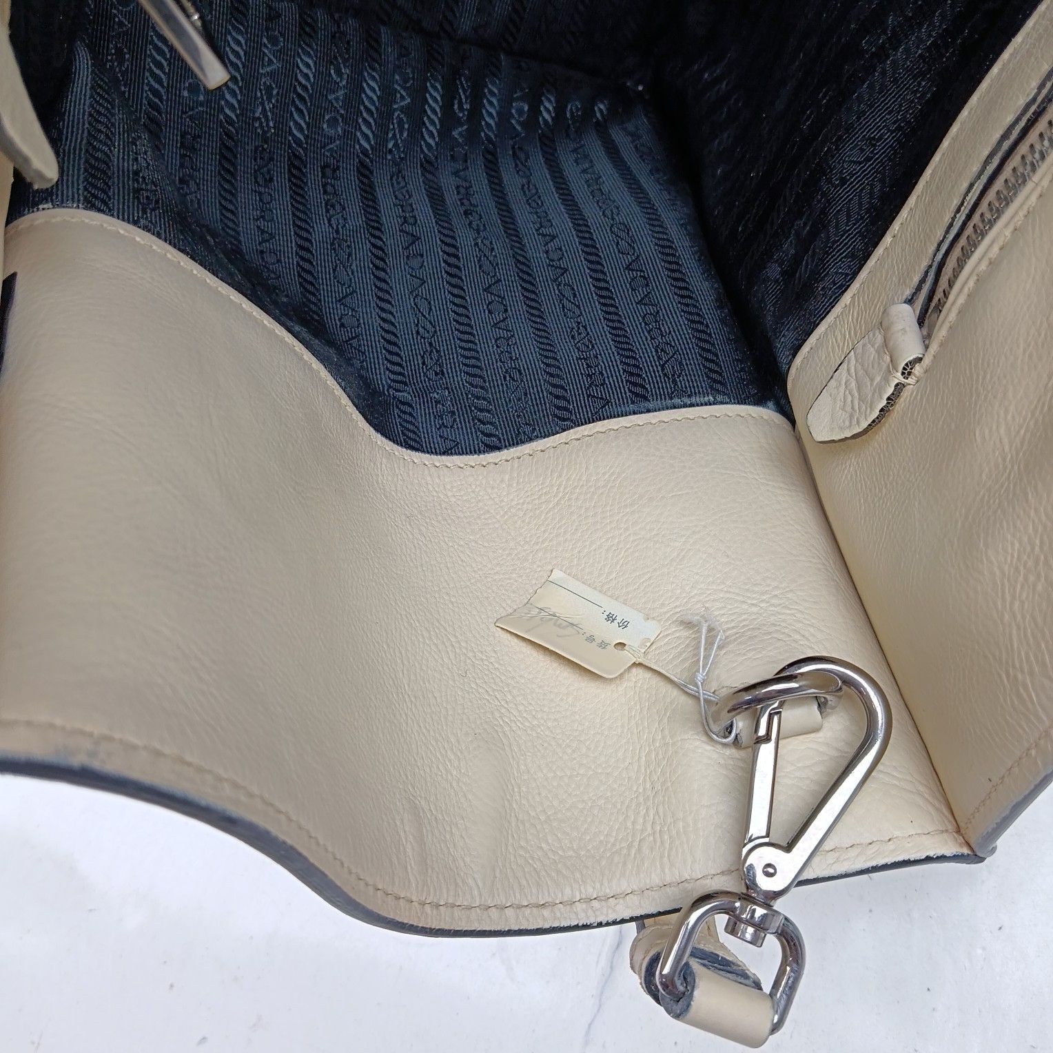 Prada Prada Leather Tote Bag Size ONE SIZE Size ONE SIZE - 12 Thumbnail