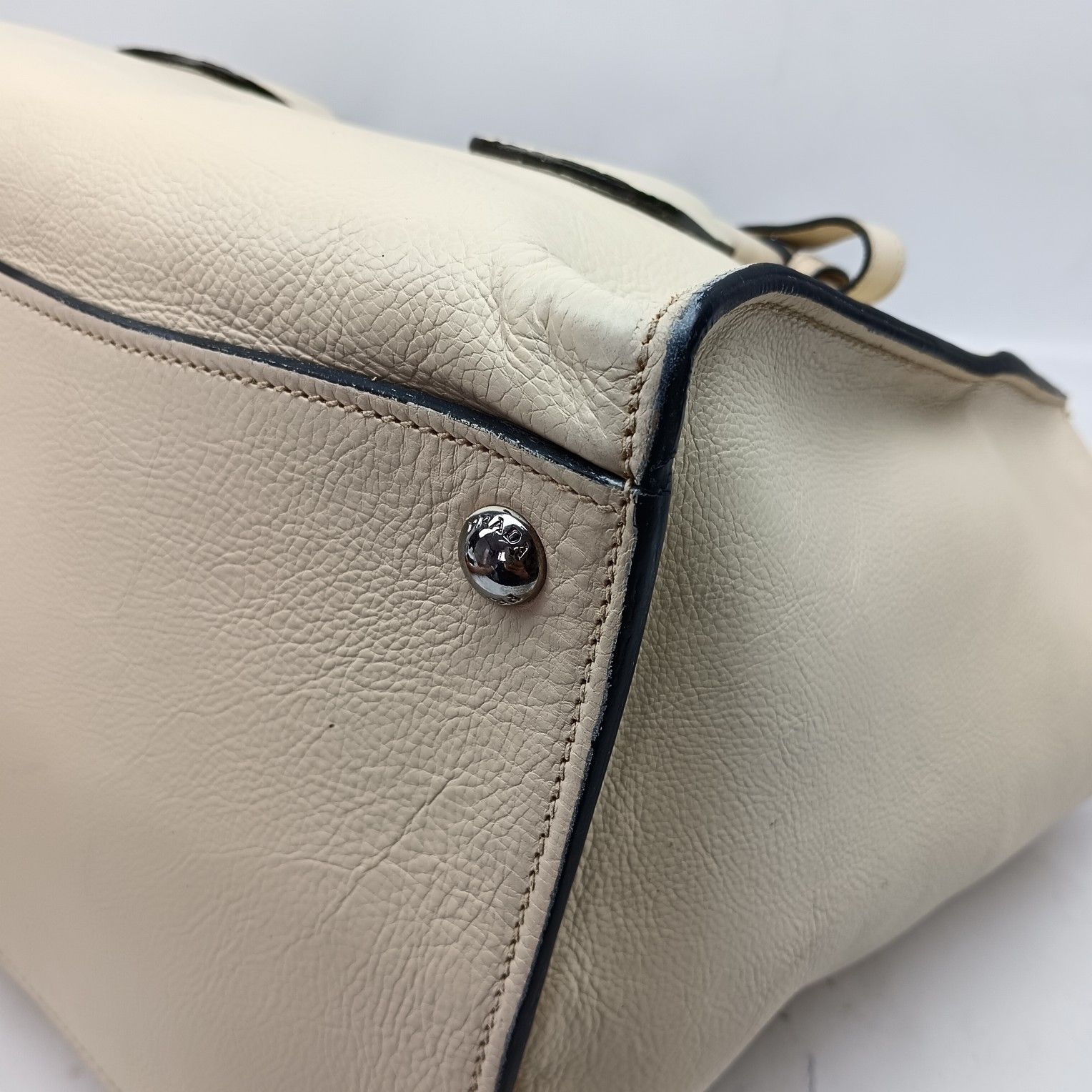 Prada Prada Leather Tote Bag Size ONE SIZE Size ONE SIZE - 14 Thumbnail