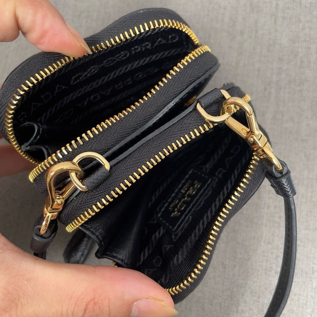 Prada Prada Saffiano Leather Heart Mini Bag Size ONE SIZE - 5 Thumbnail