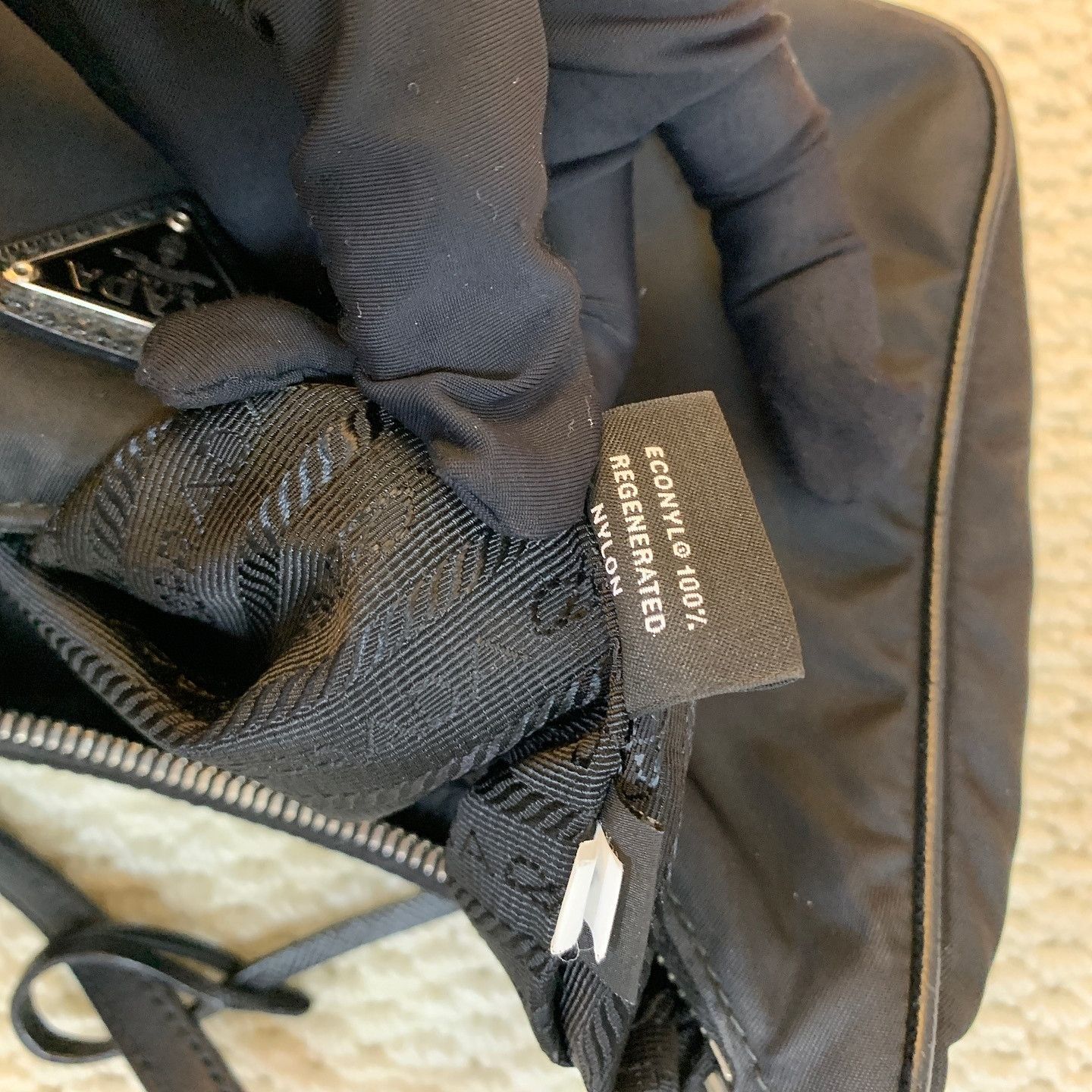 Prada Prada Re-Edition 2005 Re-Nylon Shoulder Bag Black Size ONE SIZE - 19 Thumbnail