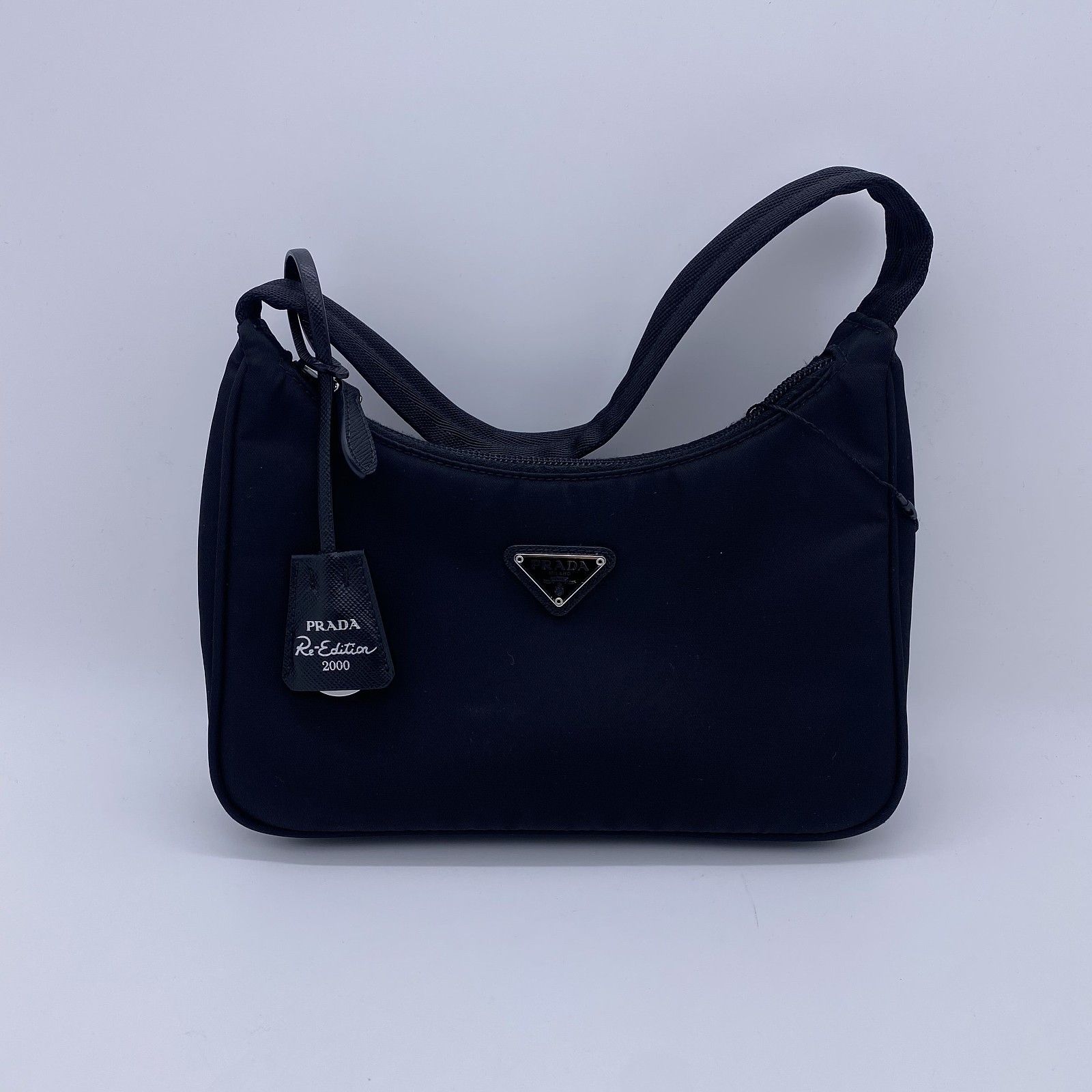 Prada Prada Re-Edition 2000 Black Nylon Hobo Bag Size ONE SIZE - 2 Thumbnail