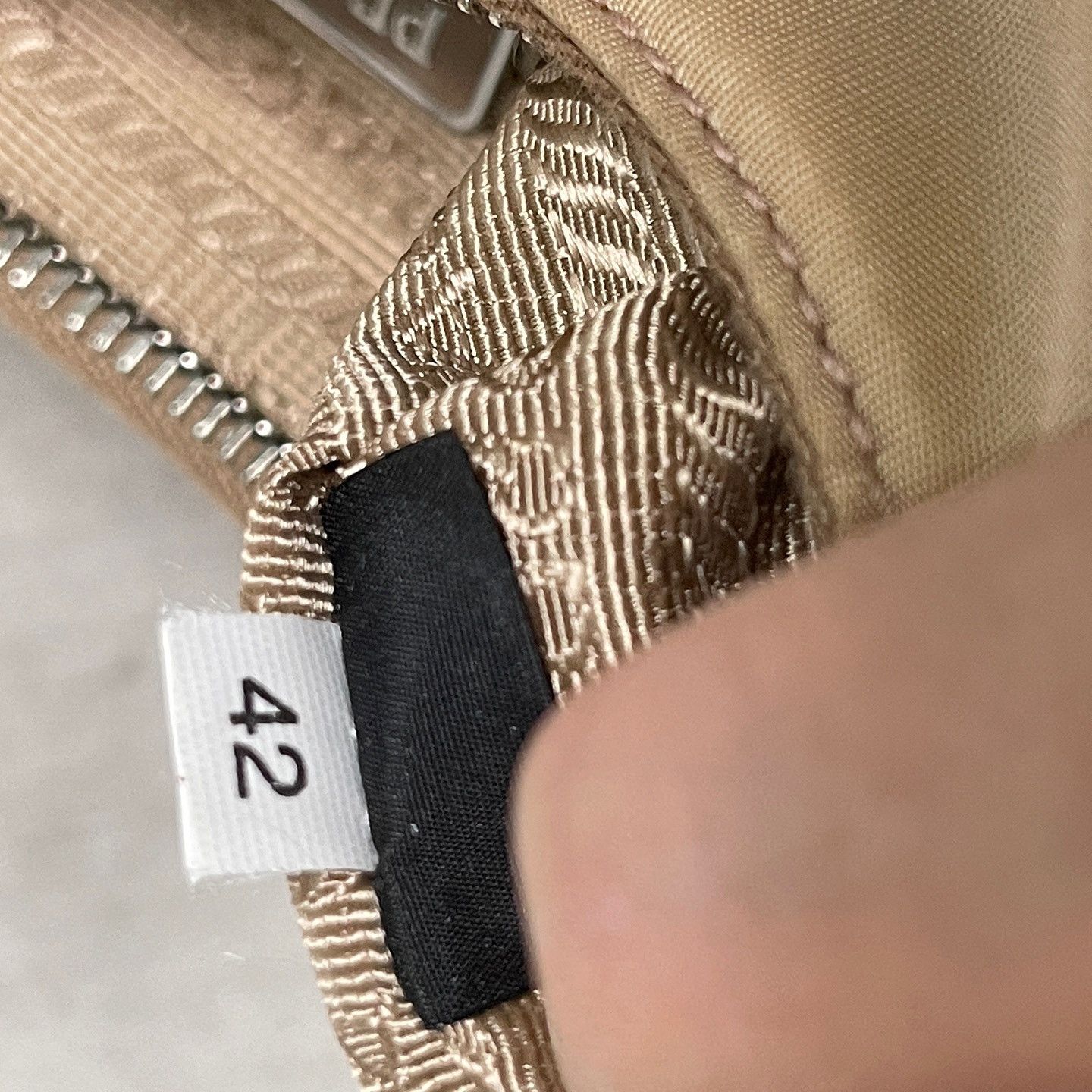 Prada Prada Re-Edition 2005 Nylon Shoulder Bag Size ONE SIZE - 8 Thumbnail