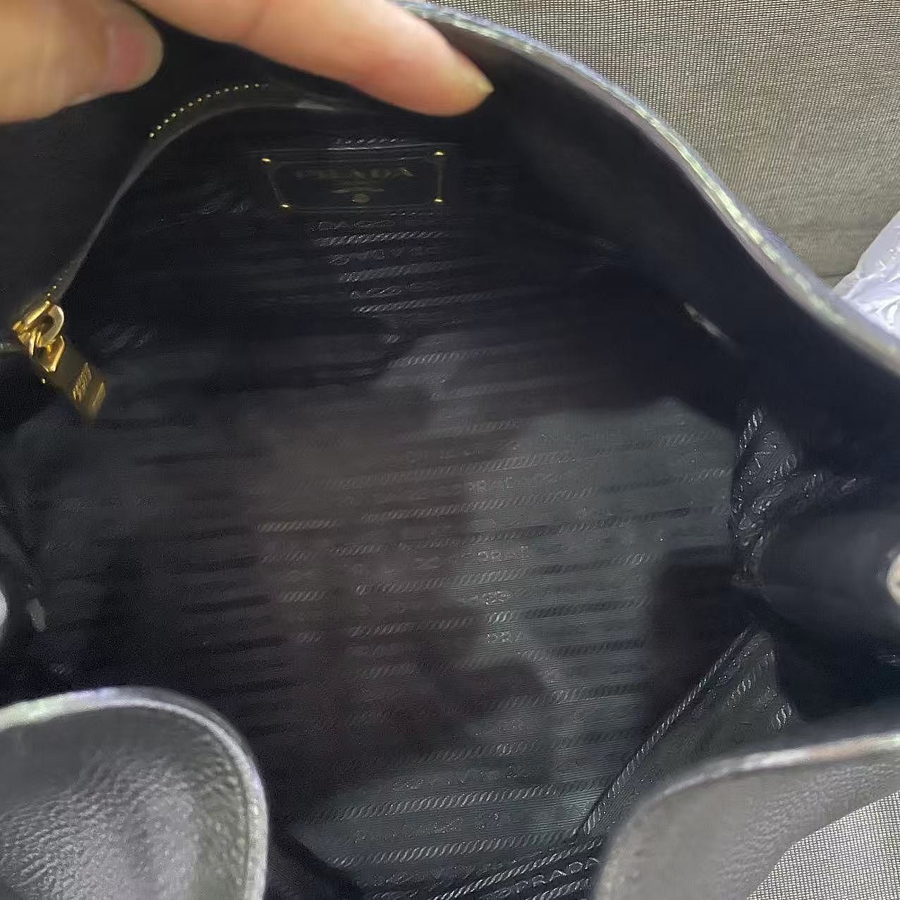 Prada Prada Embossed Logo Hobo Bag Black One Size Size ONE SIZE - 6 Thumbnail