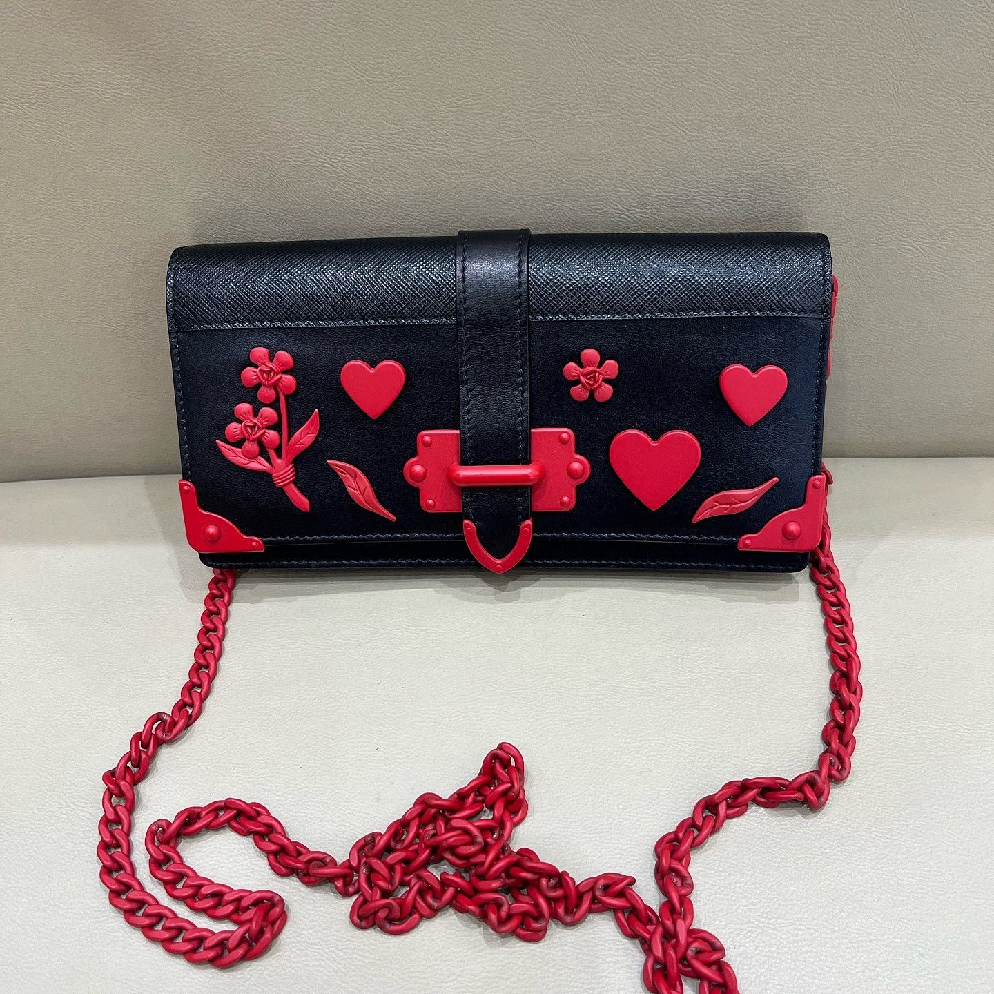 Prada Prada Floral Heart Crossbody Bag Size ONE SIZE - 8 Thumbnail