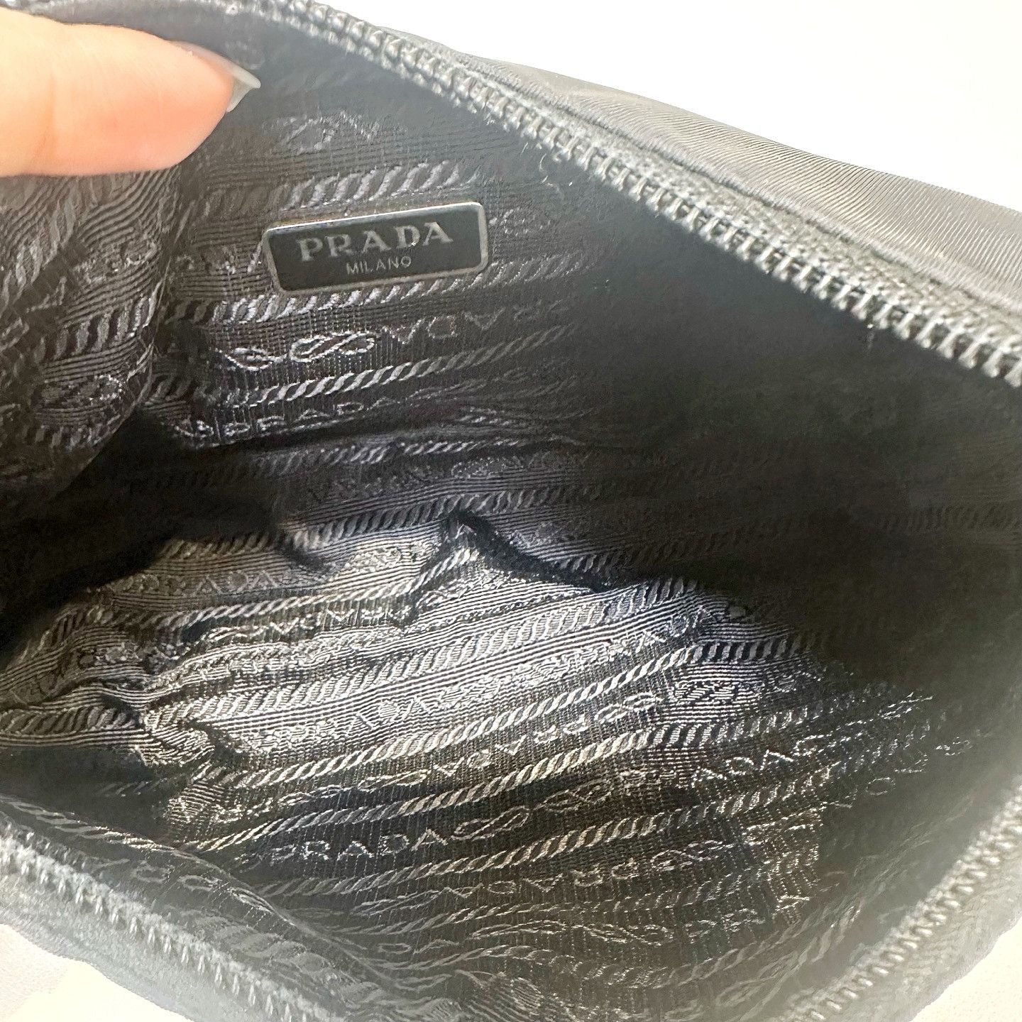 Prada Prada Re-Edition 2000 Nylon Shoulder Bag Size ONE SIZE - 5 Thumbnail